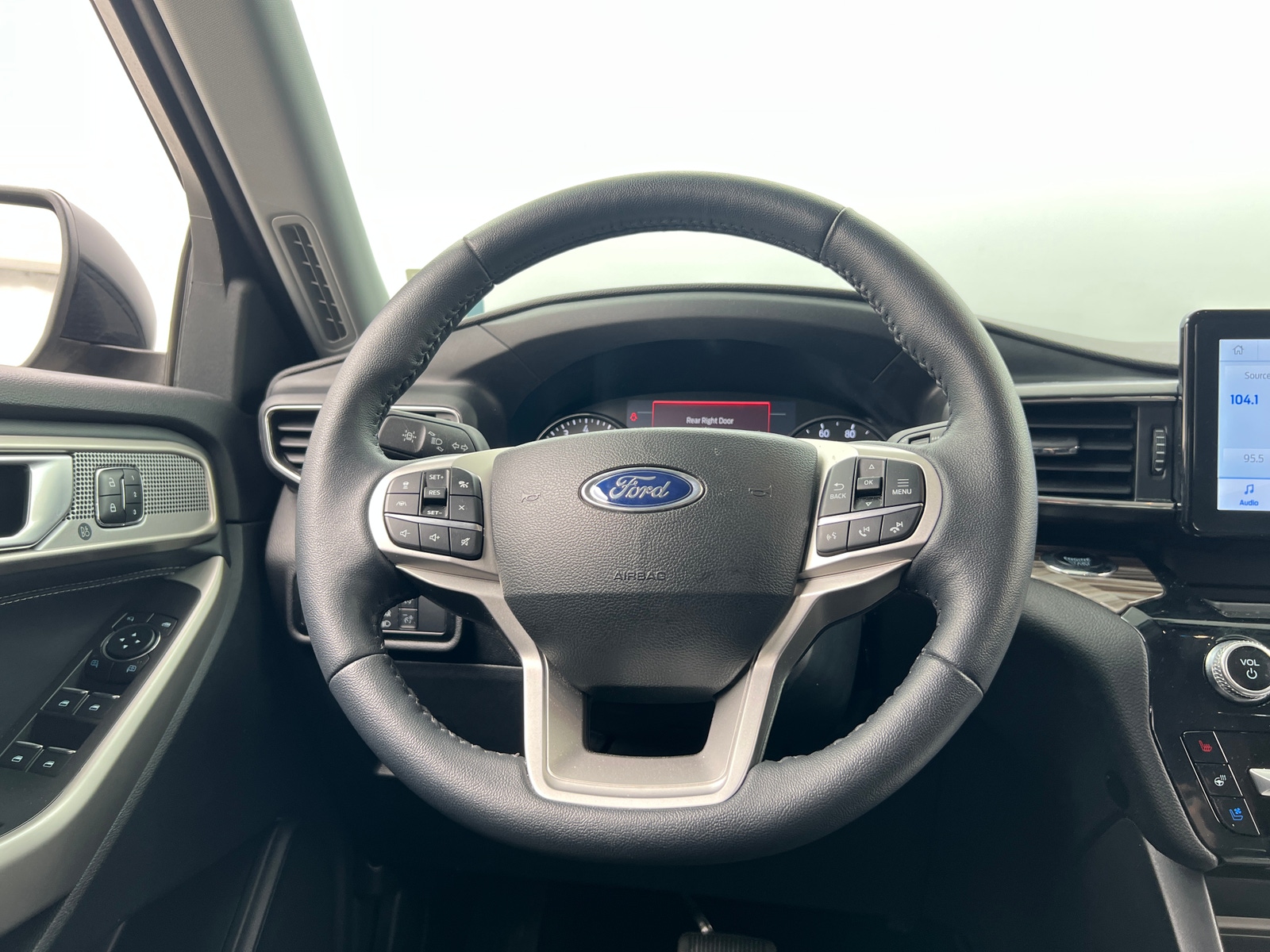 Thumbnail: 2023 Ford Explorer - 4