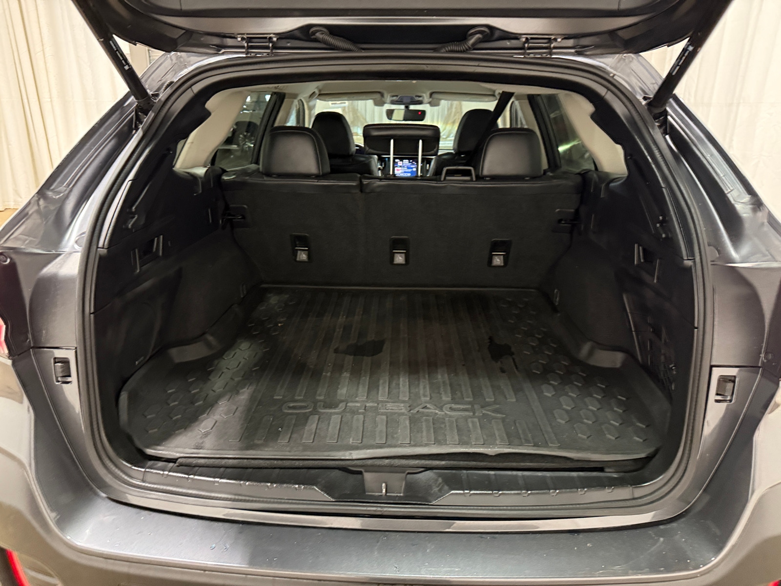 Thumbnail: 2020 Subaru Outback - 6