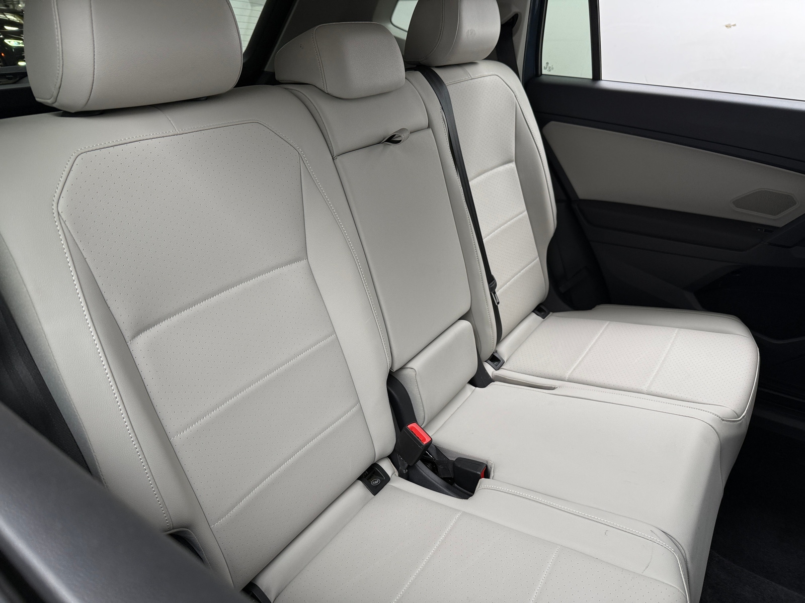 Thumbnail: 2019 Volkswagen Tiguan - 5