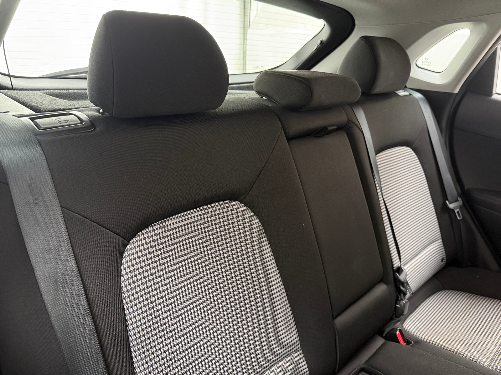 Thumbnail: 2019 Hyundai Kona - 6