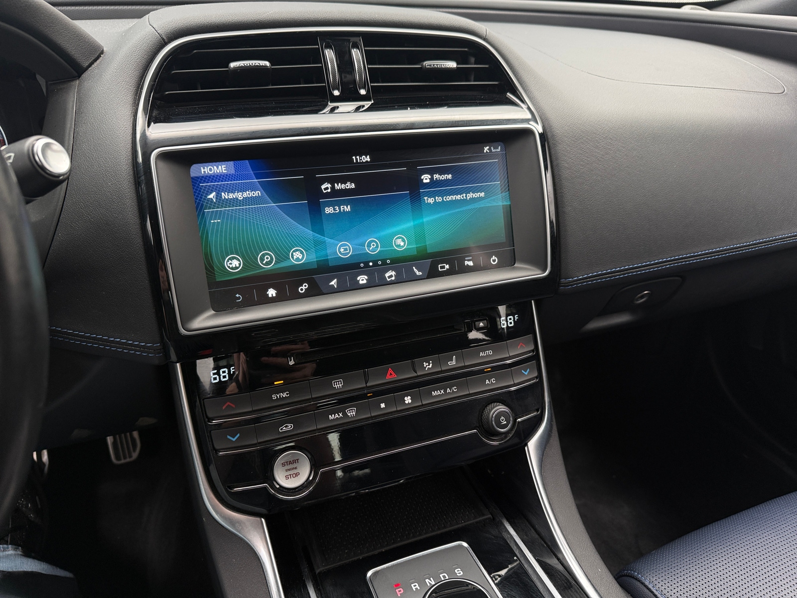 Thumbnail: 2019 Jaguar XE - 3