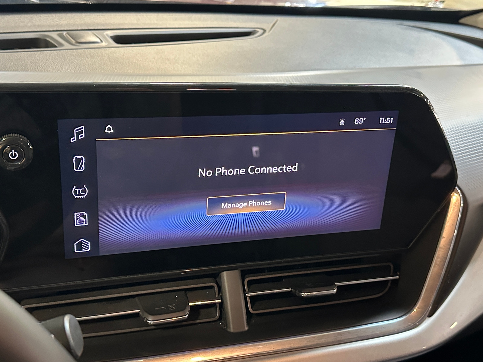 Thumbnail: 2025 Chevrolet Trax - 4