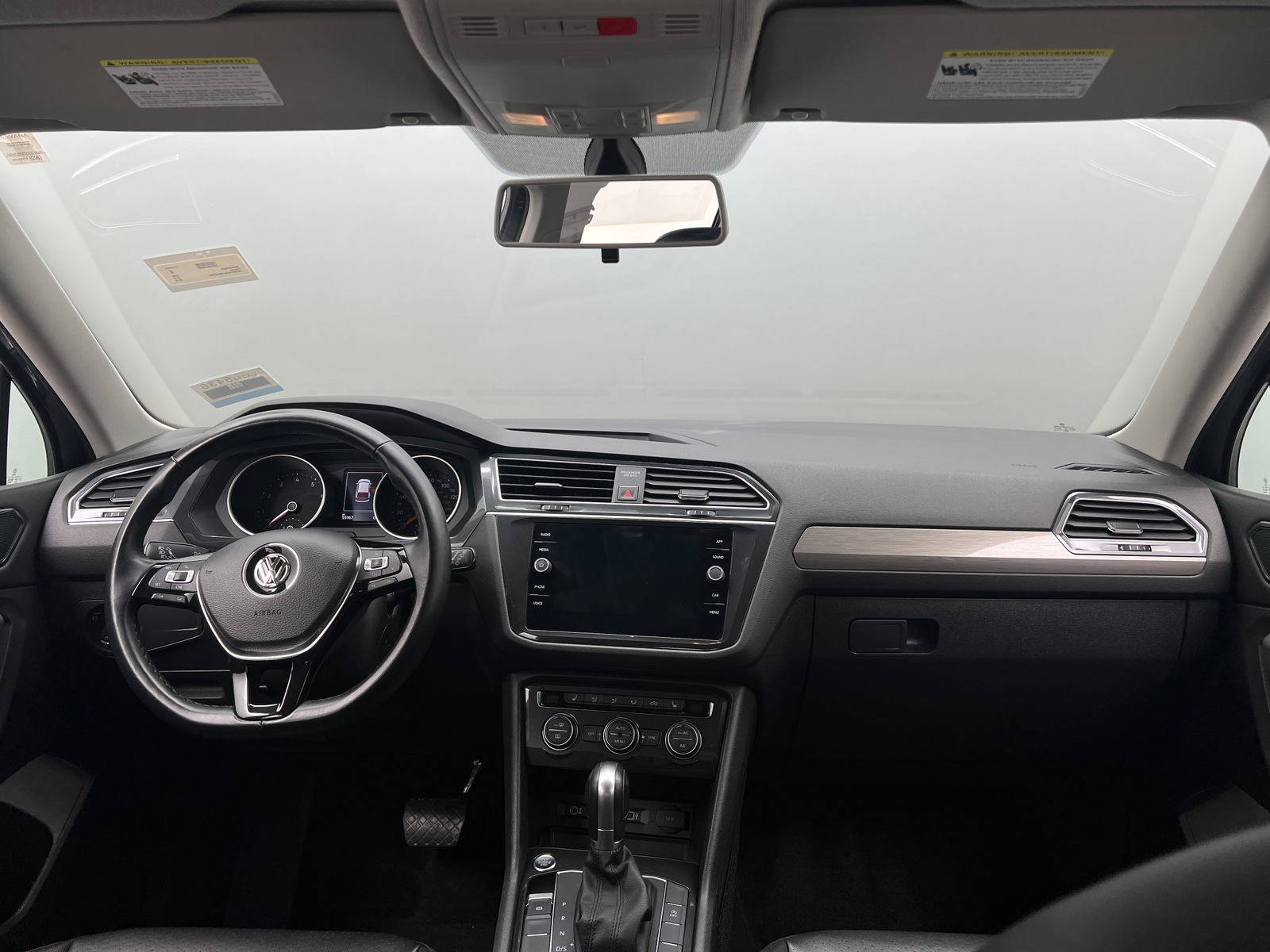 Thumbnail: 2018 Volkswagen Tiguan - 2