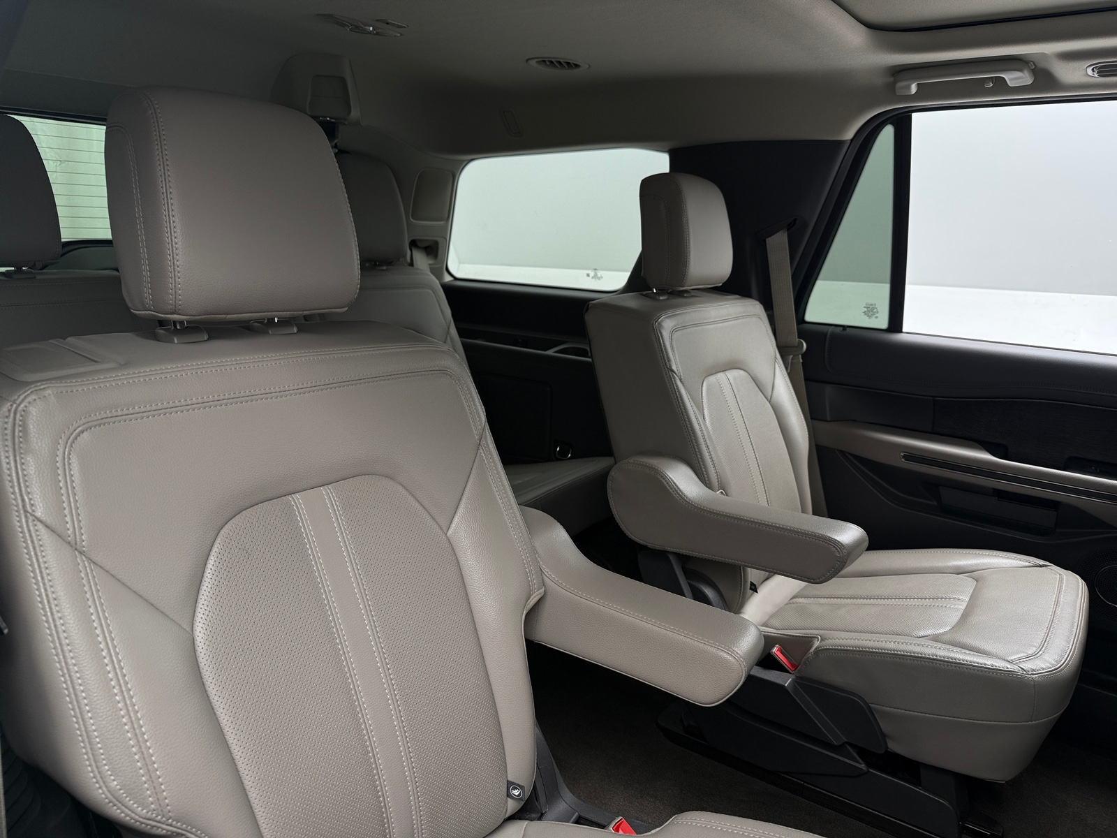 Thumbnail: 2021 Ford Expedition - 5