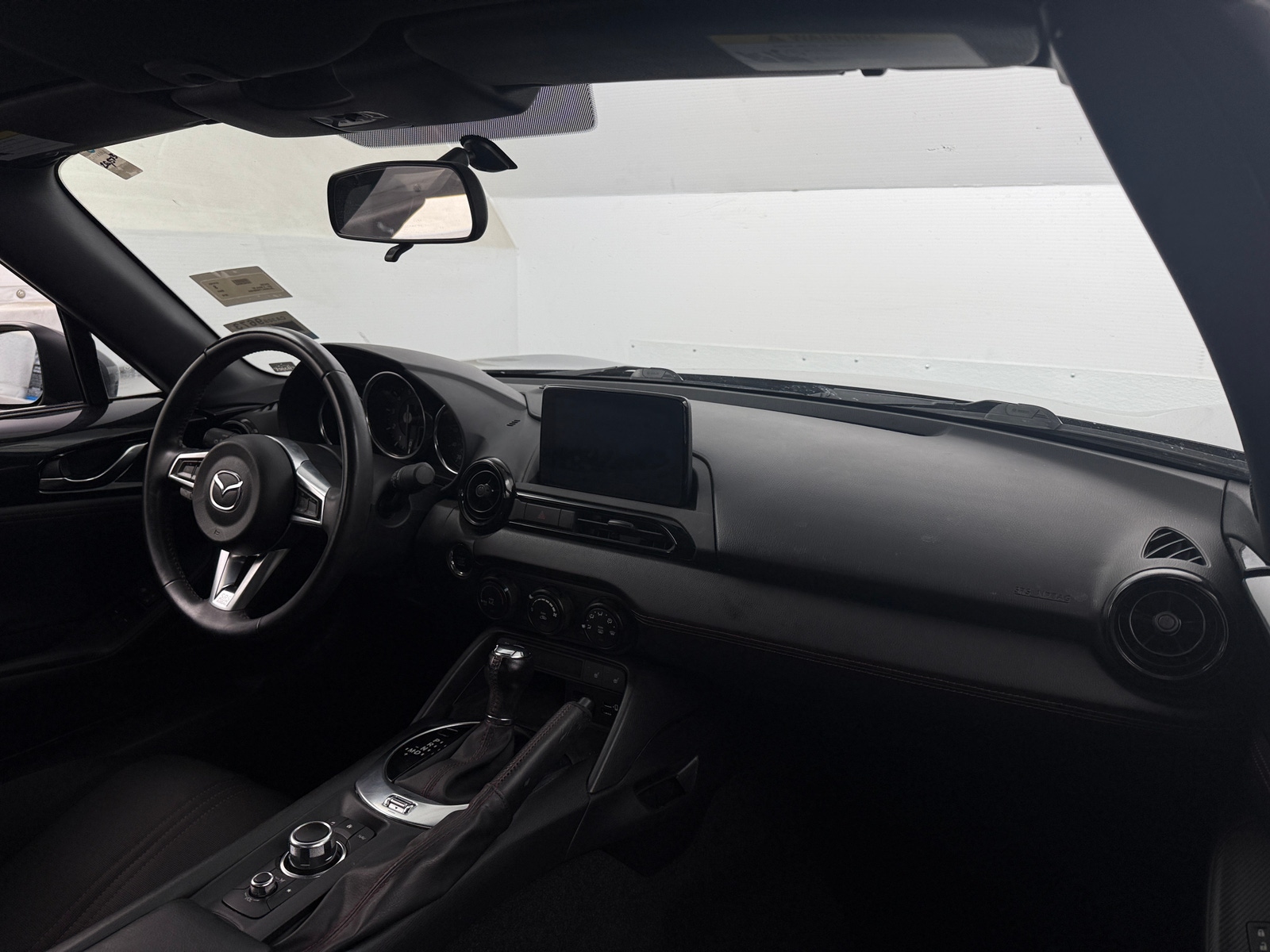 Thumbnail: 2019 Mazda MX-5 Miata - 3