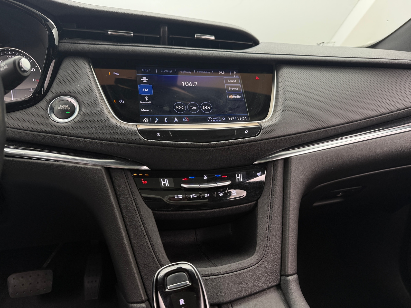 Thumbnail: 2023 Cadillac XT5 - 3