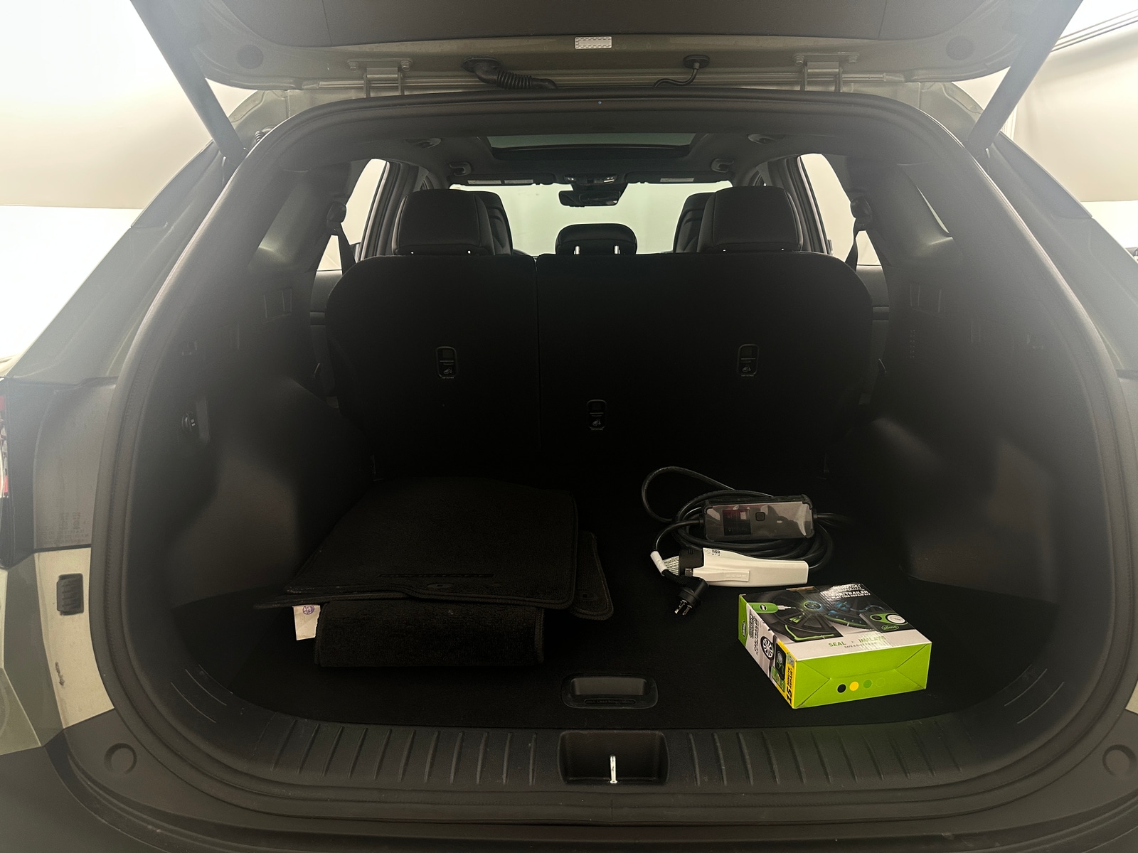 Thumbnail: 2024 Kia Sportage - 6