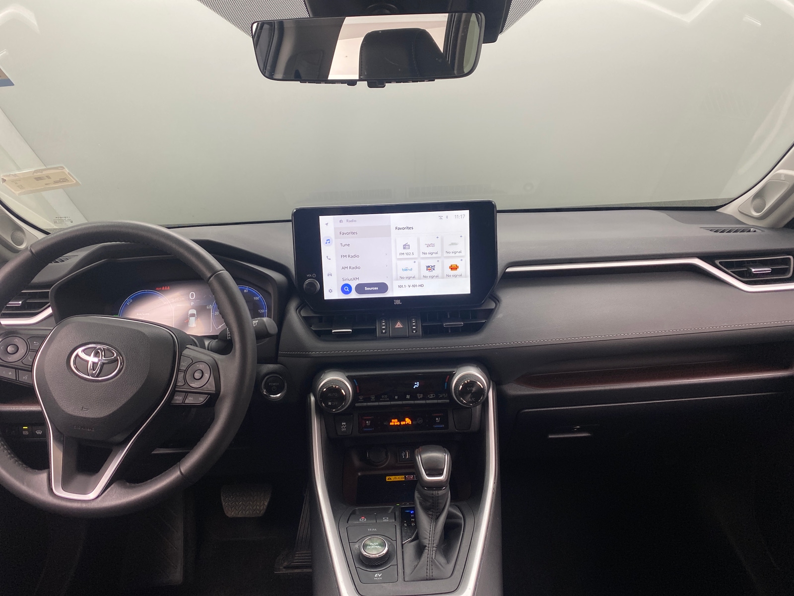 Thumbnail: 2024 Toyota RAV4 - 2