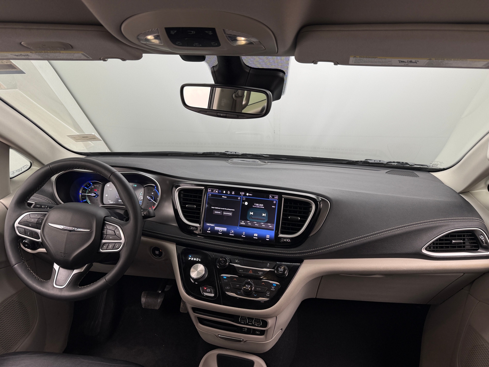 Thumbnail: 2022 Chrysler Pacifica - 2