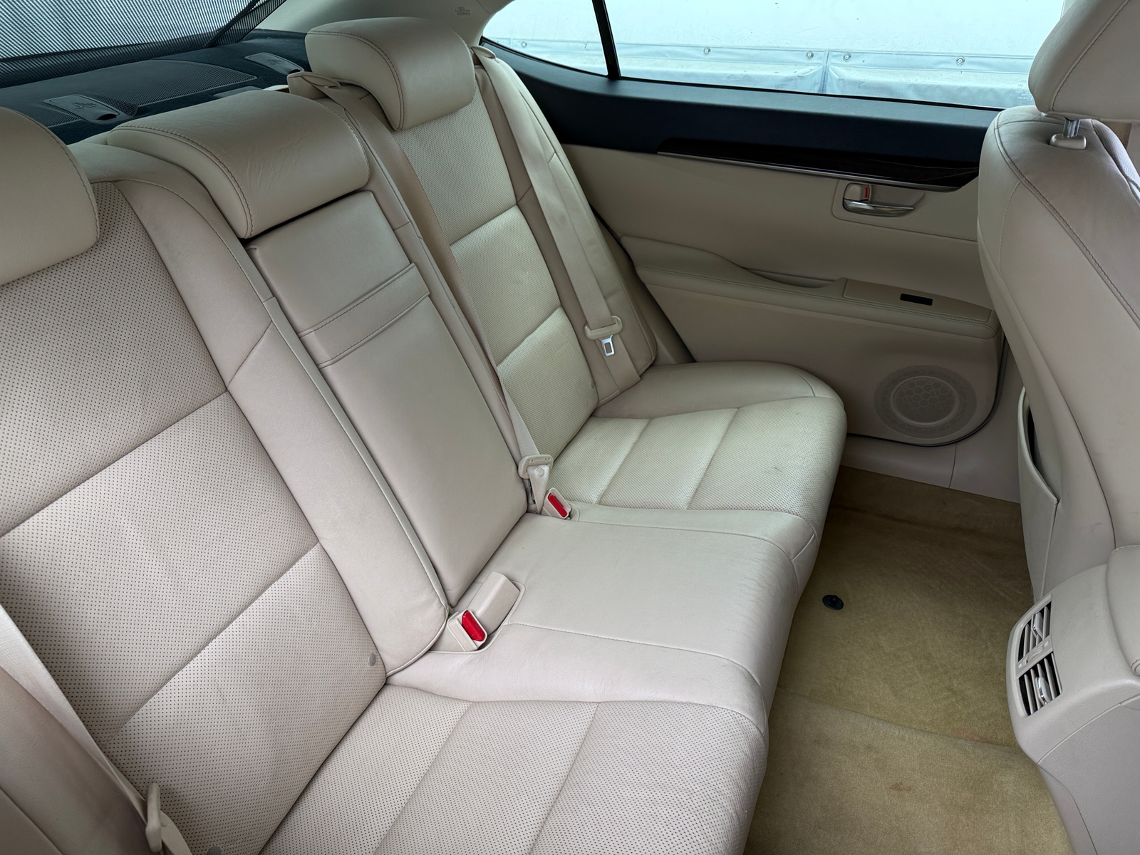 Thumbnail: 2014 Lexus ES - 5