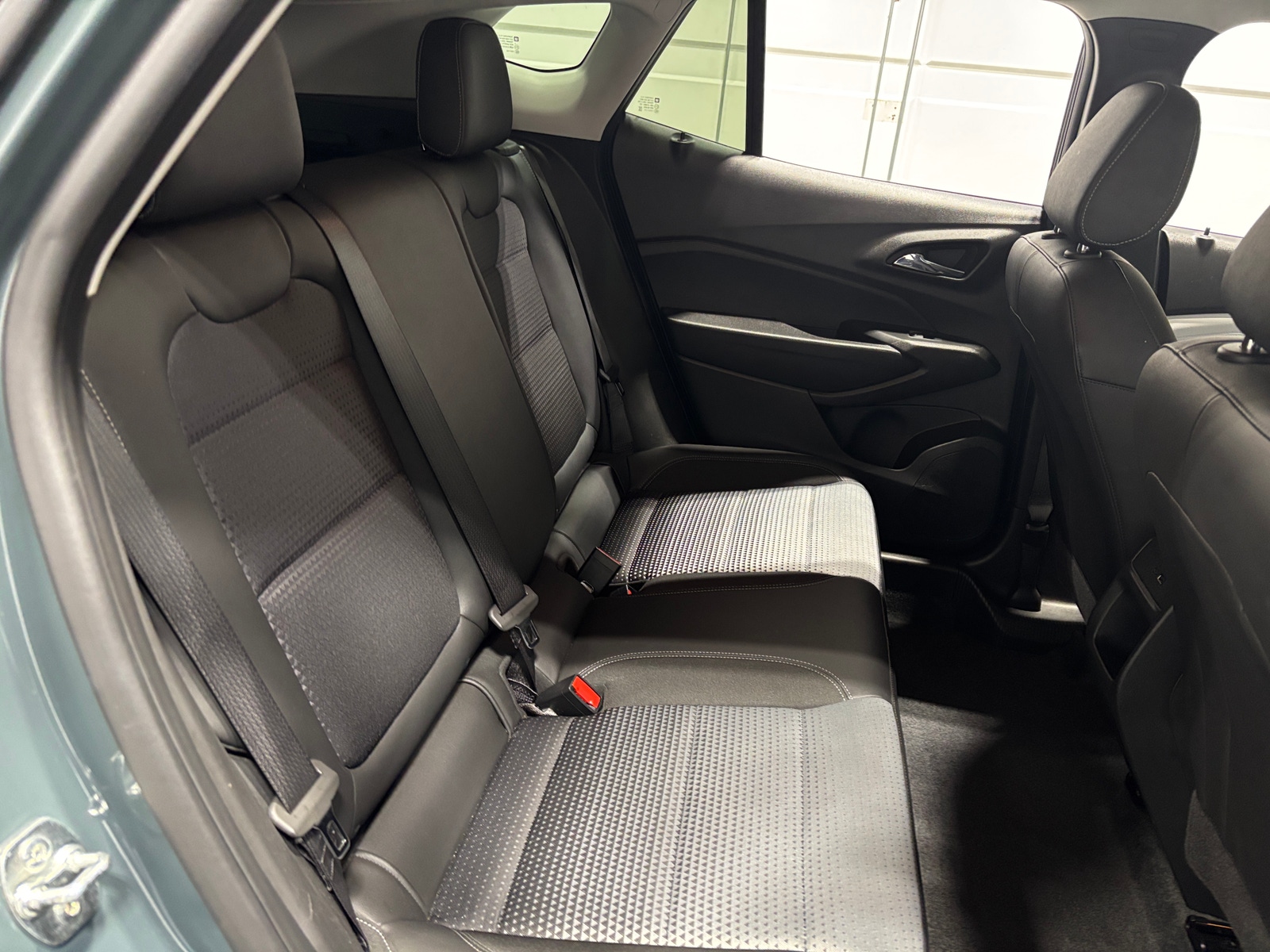 Thumbnail: 2025 Chevrolet Trax - 6