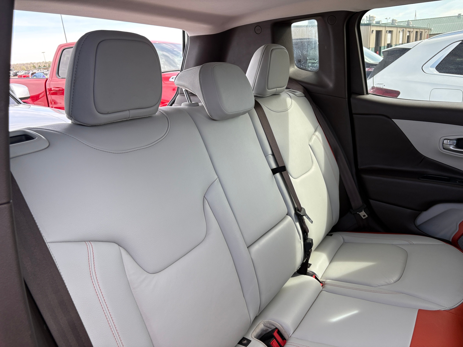 Thumbnail: 2015 Jeep Renegade - 5