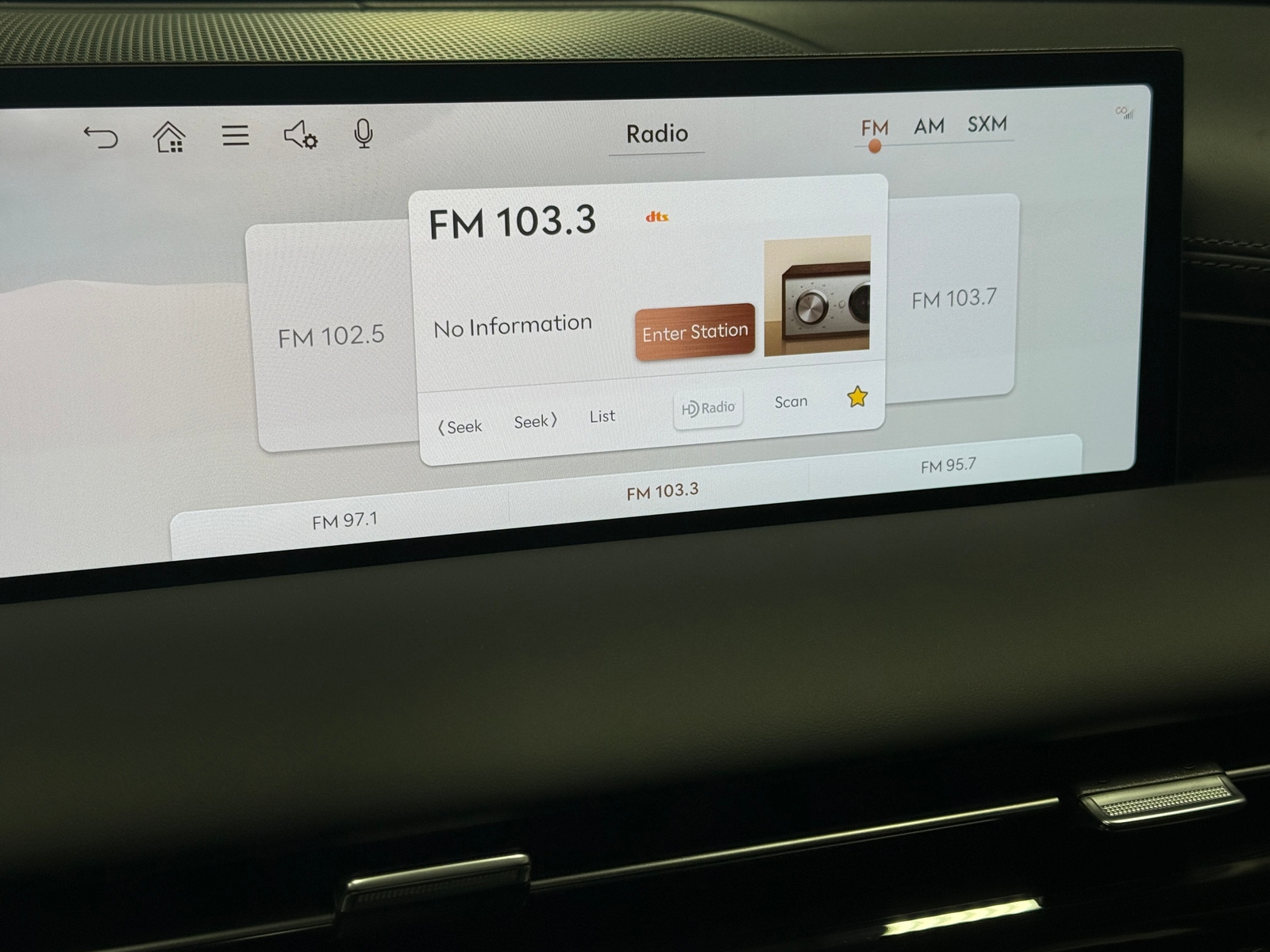 Thumbnail: 2025 Genesis G80 - 3