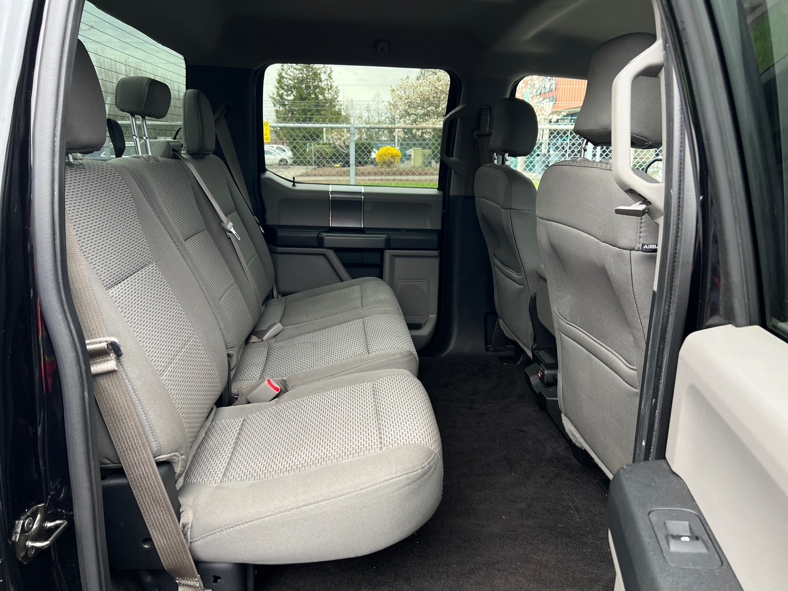 Thumbnail: 2016 Ford Econoline - 6