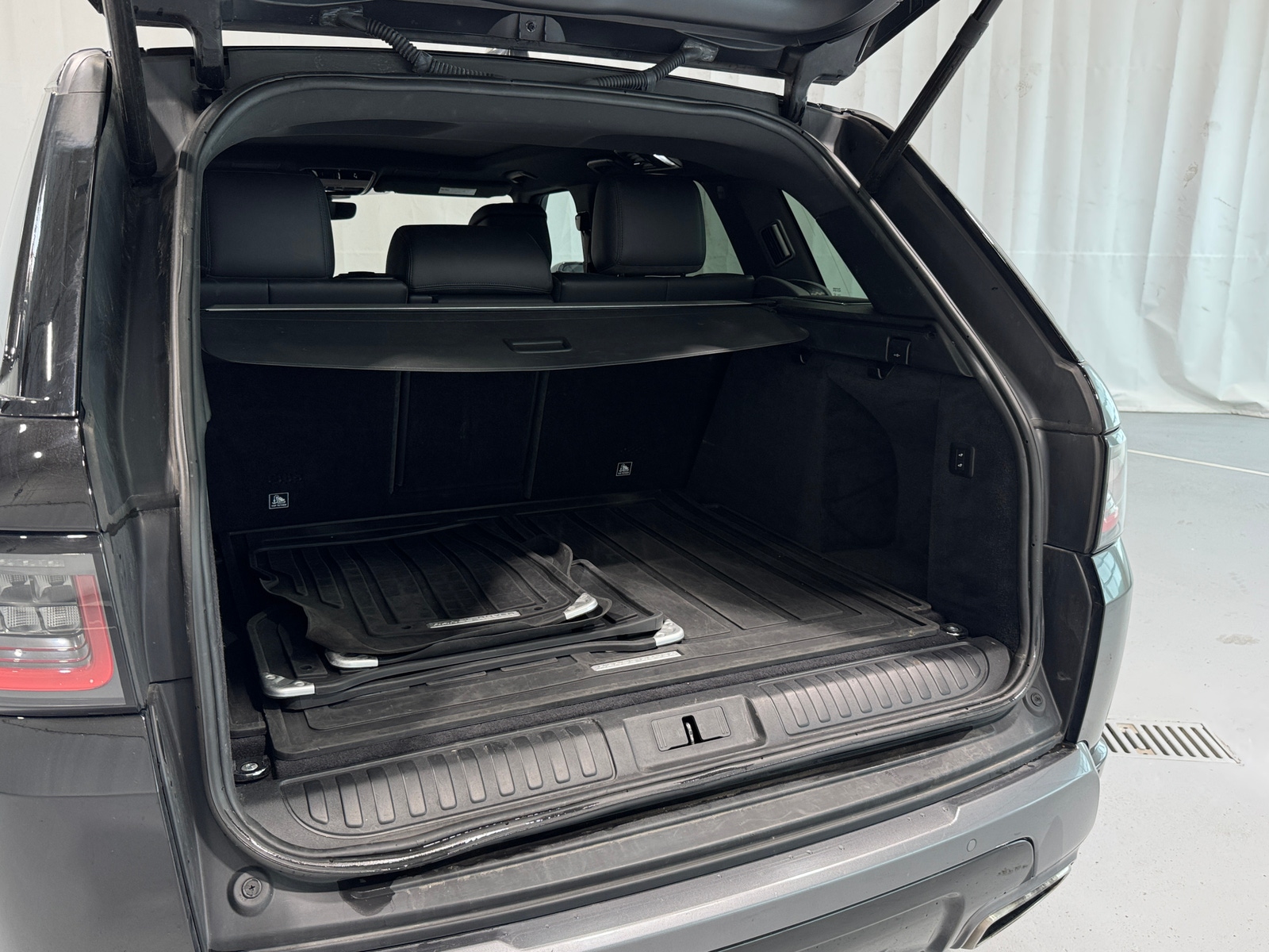 Thumbnail: 2021 Land Rover Range Rover Sport - 6