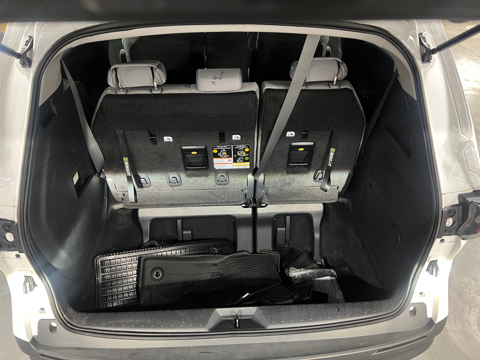 Thumbnail: 2025 Toyota Sienna - 7