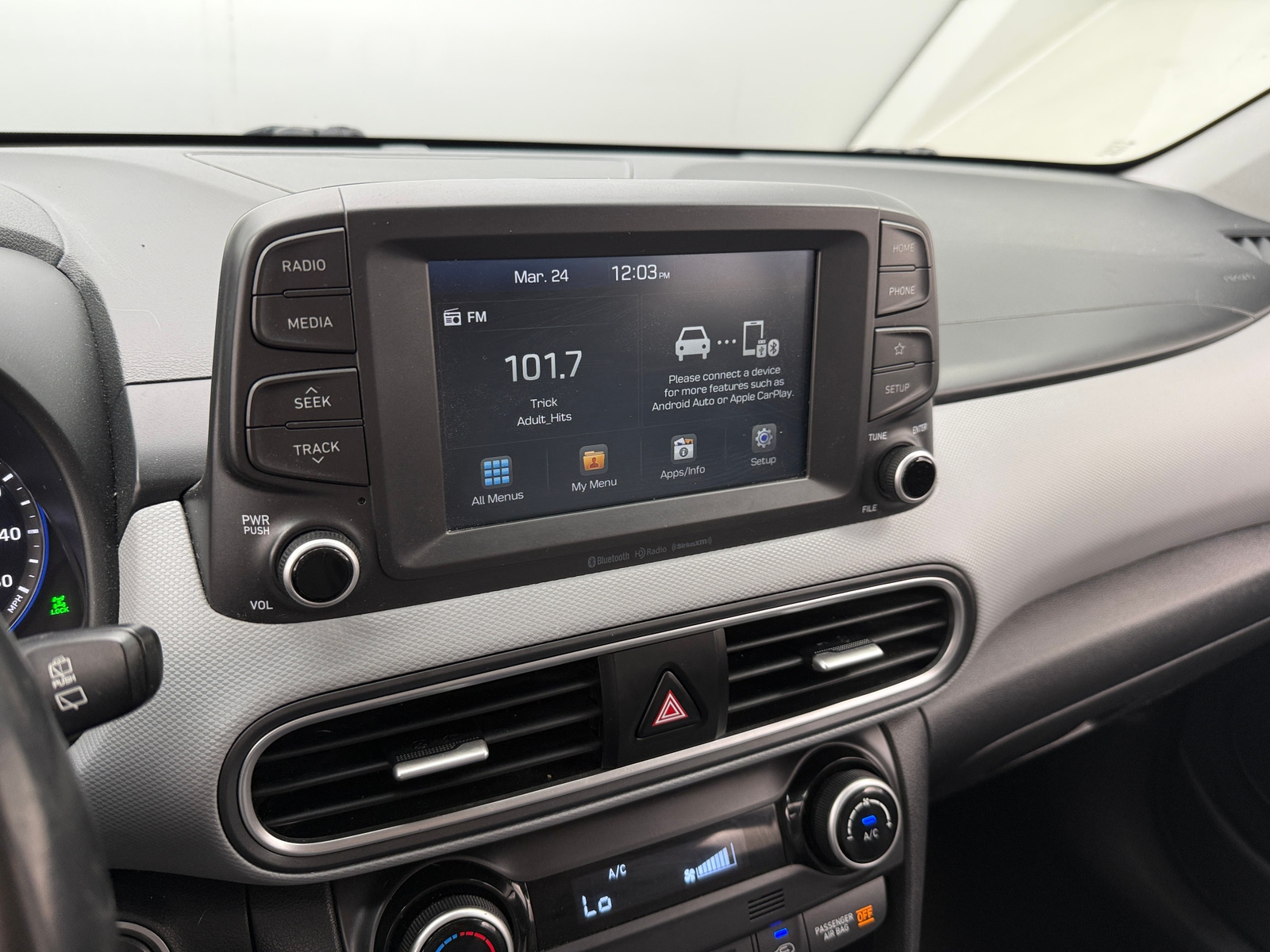 Thumbnail: 2018 Hyundai Kona - 4