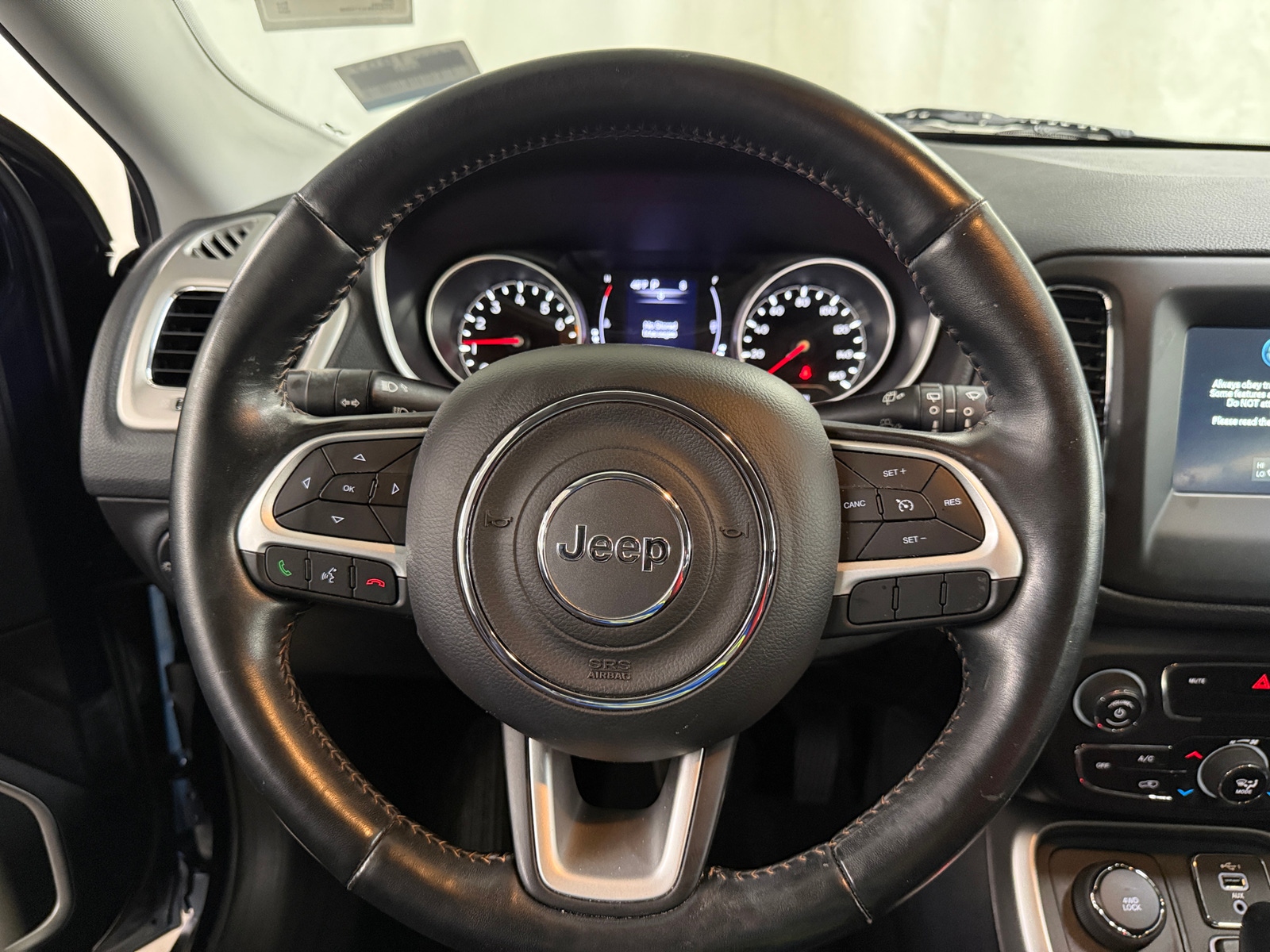 Thumbnail: 2020 Jeep Compass - 4