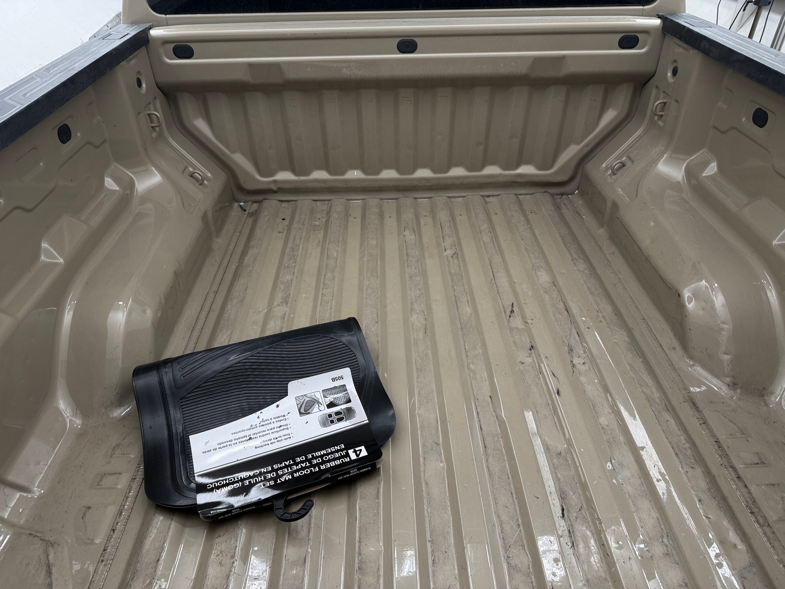 Thumbnail: 2023 Chevrolet Colorado - 7