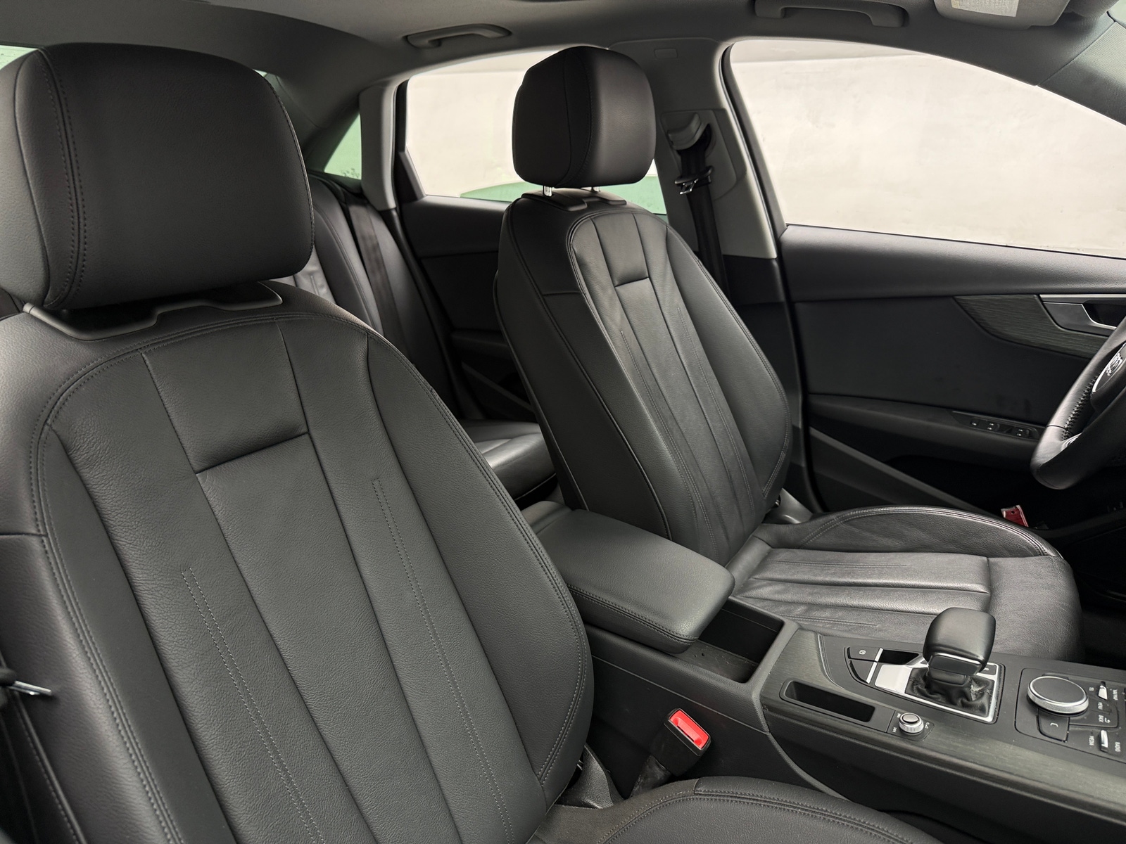 Thumbnail: 2019 Audi A4 - 2