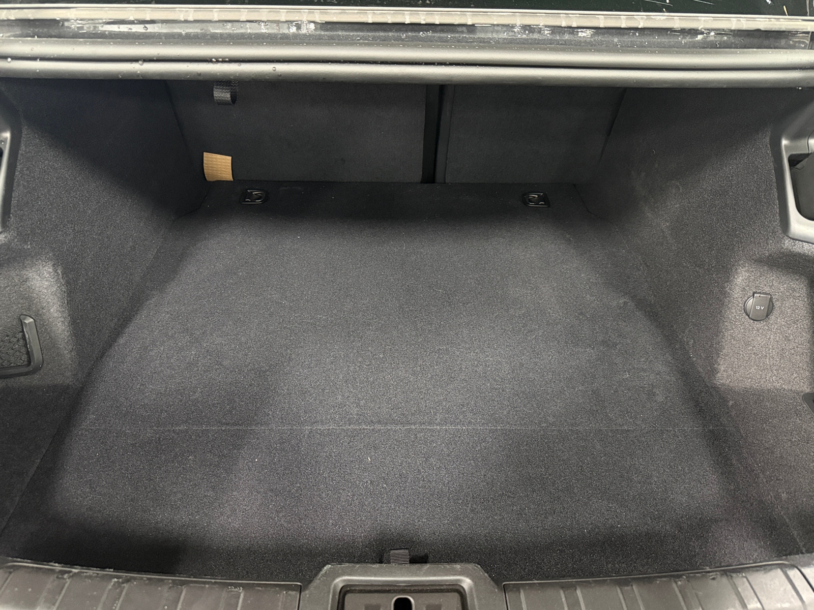 Thumbnail: 2021 Porsche Taycan - 6