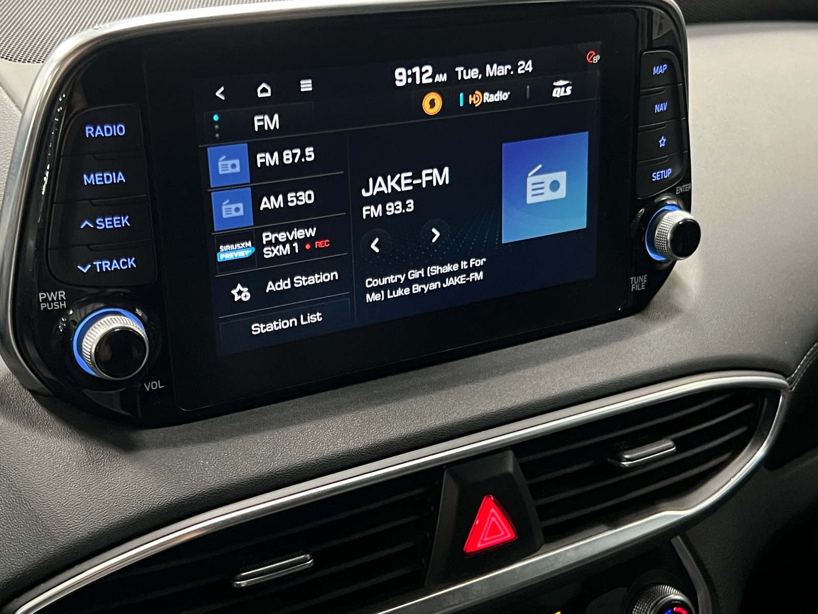 Thumbnail: 2019 Hyundai Santa Fe - 3