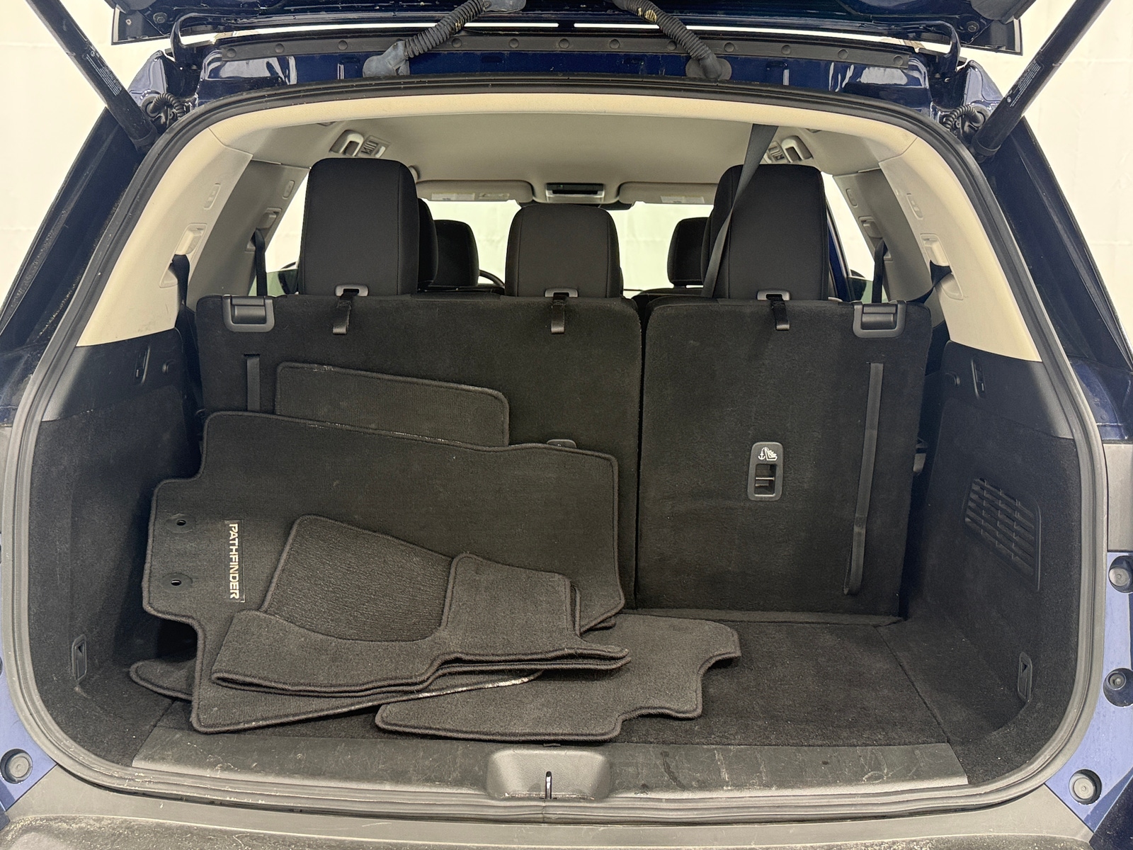 Thumbnail: 2025 Nissan Pathfinder - 7