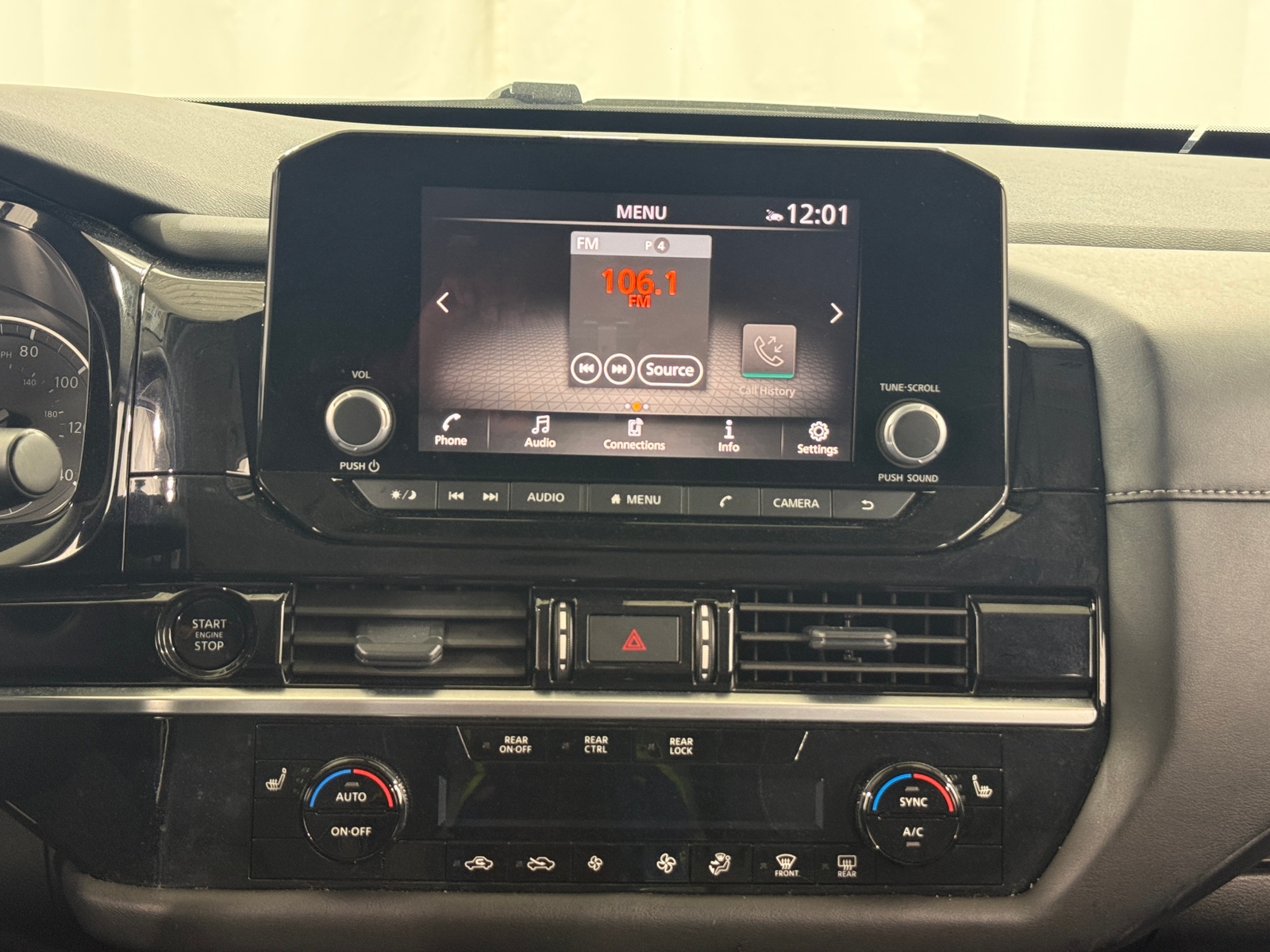 Thumbnail: 2025 Nissan Pathfinder - 4