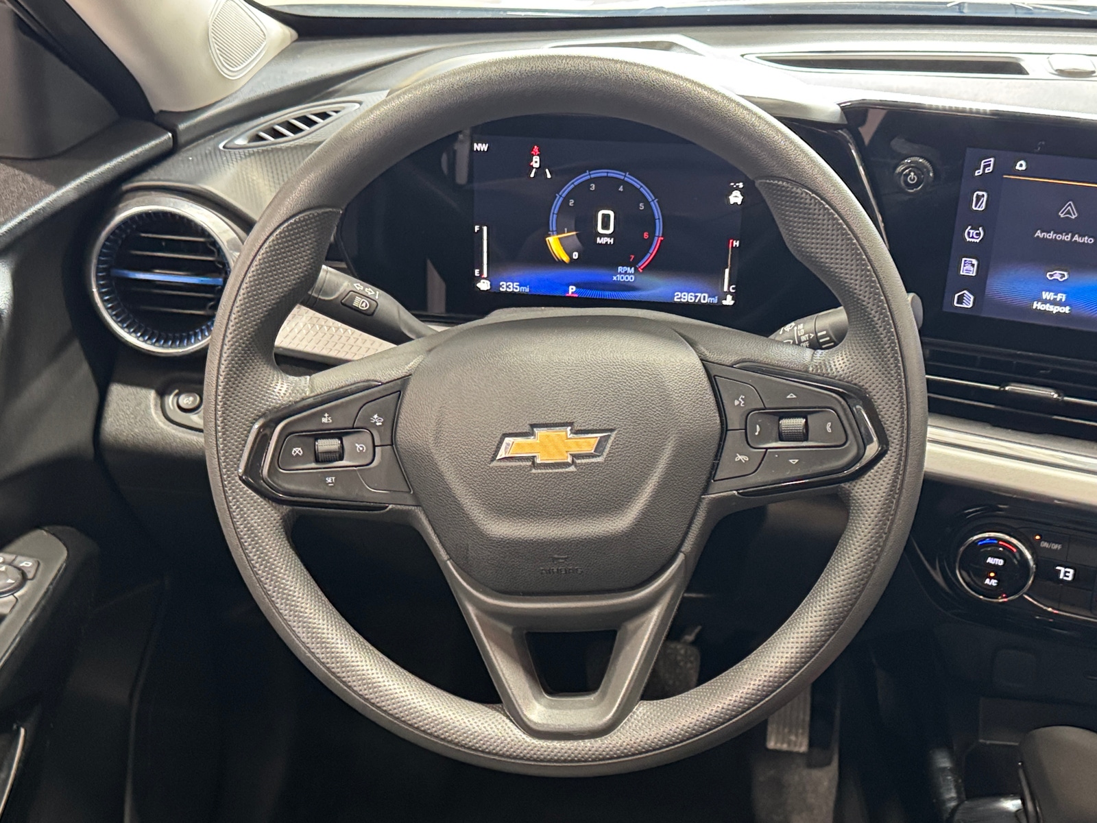 Thumbnail: 2025 Chevrolet Trax - 5