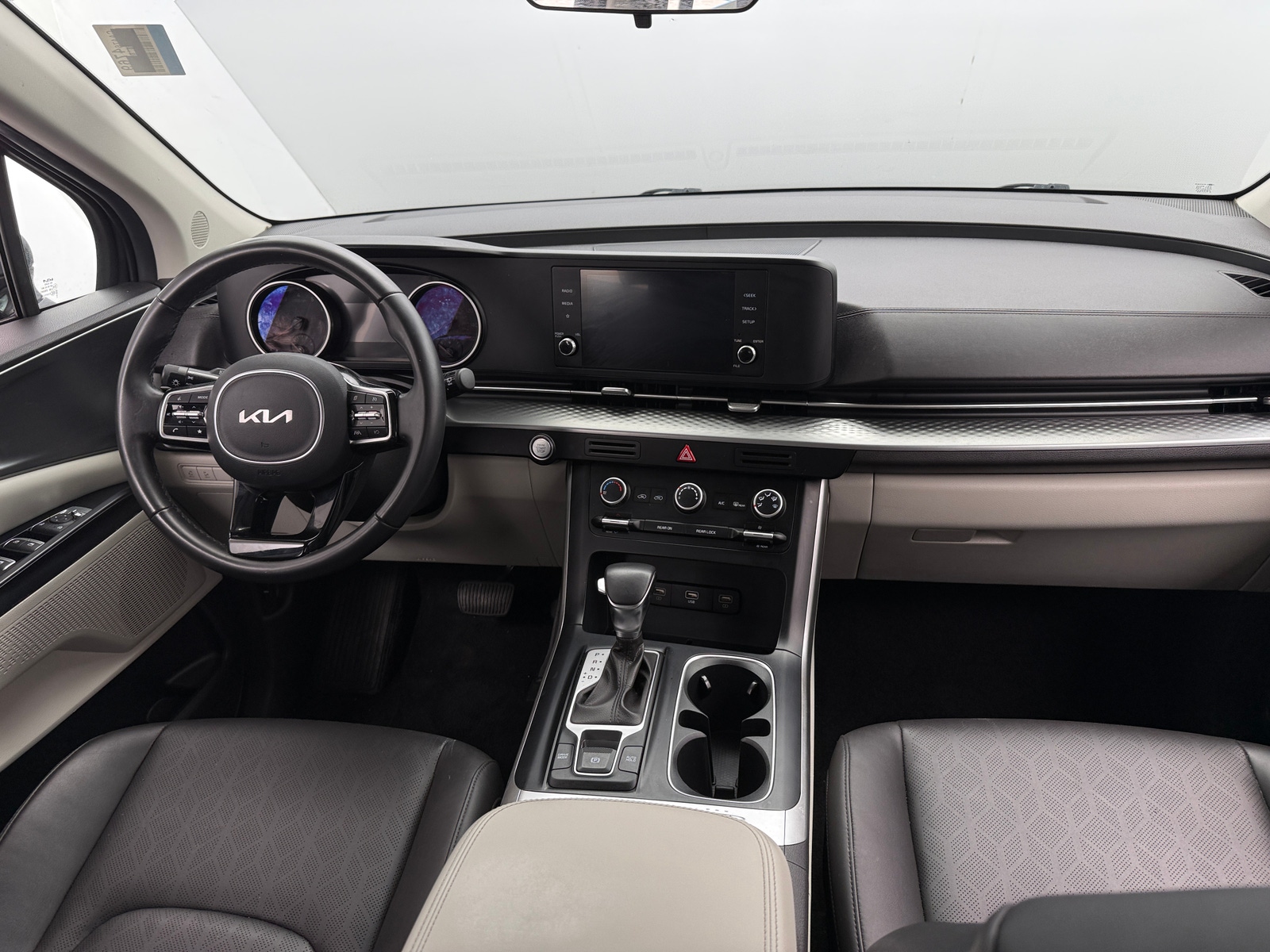 Thumbnail: 2024 Kia Carnival - 2