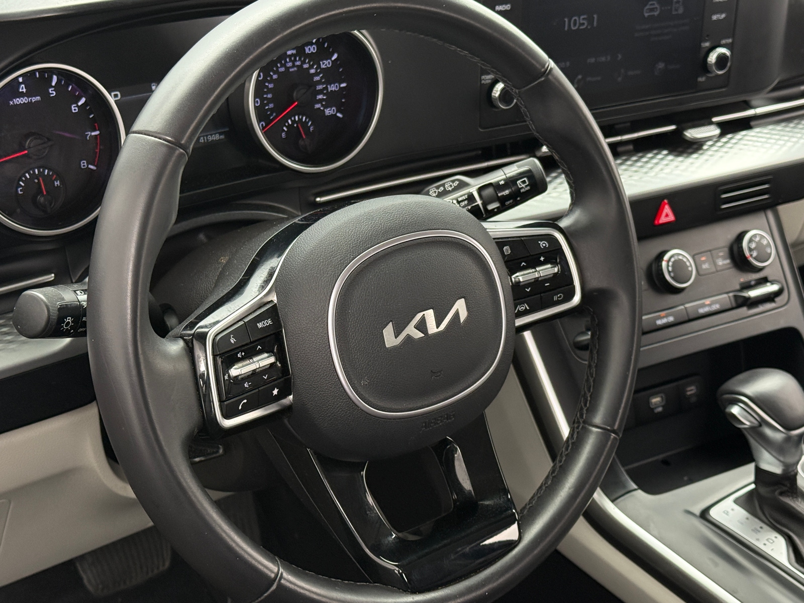 Thumbnail: 2024 Kia Carnival - 4