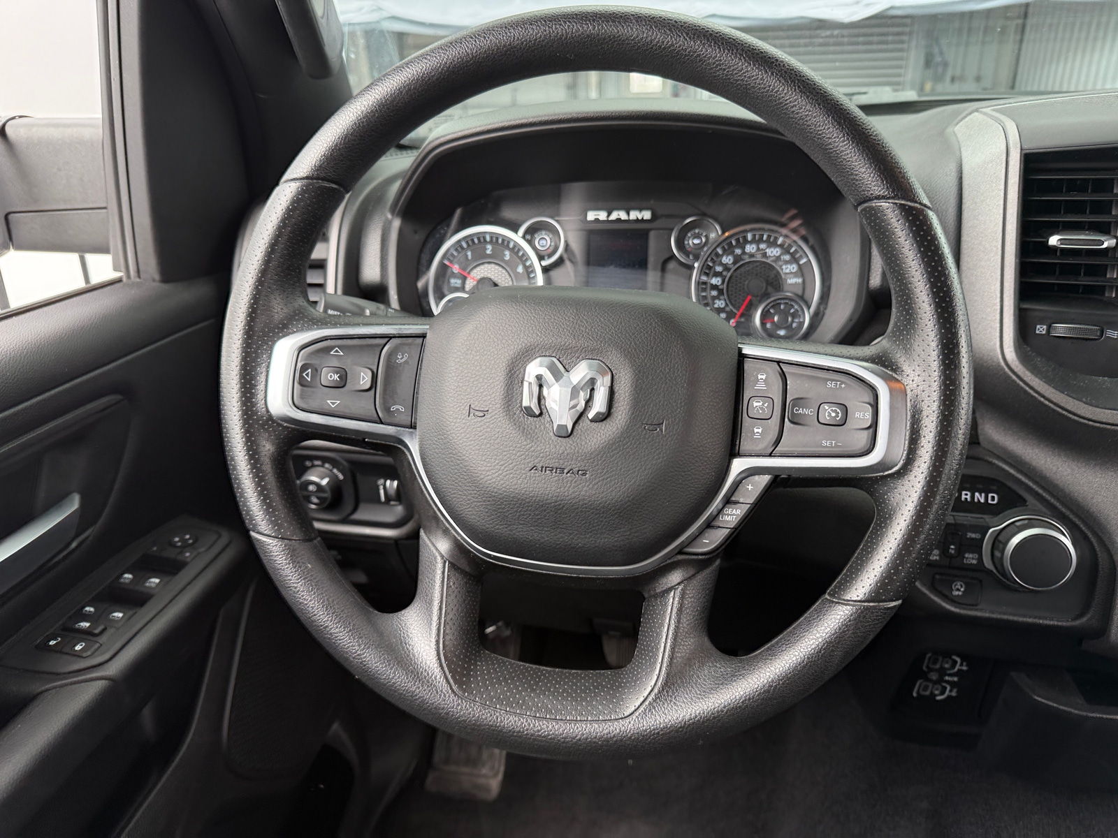 Thumbnail: 2025 RAM 1500 - 5