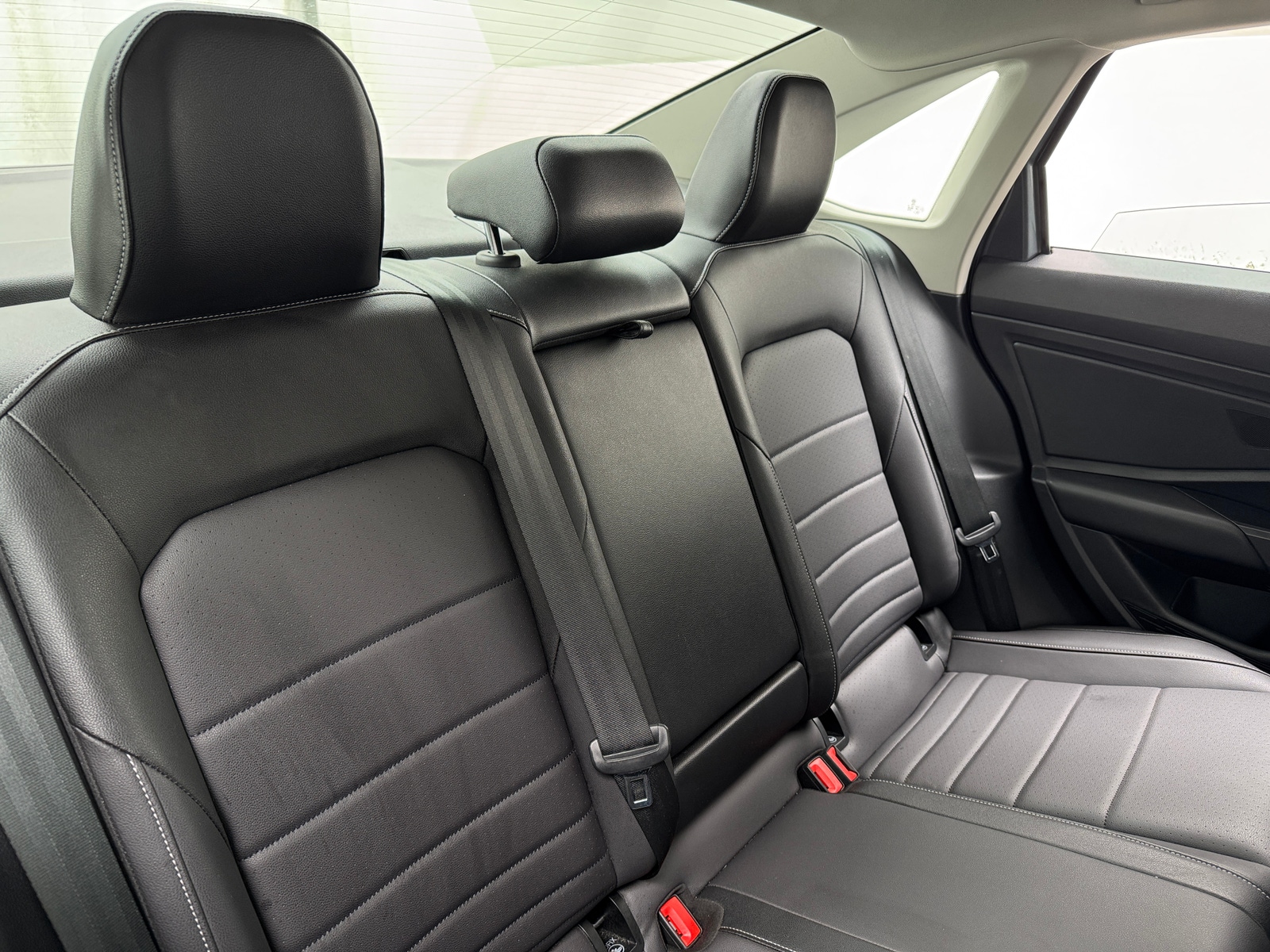 Thumbnail: 2021 Volkswagen Jetta - 5