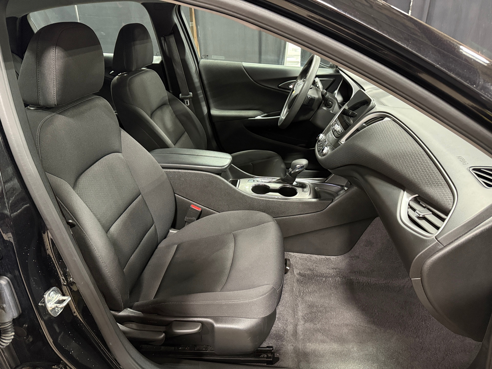 Thumbnail: 2024 Chevrolet Malibu - 2