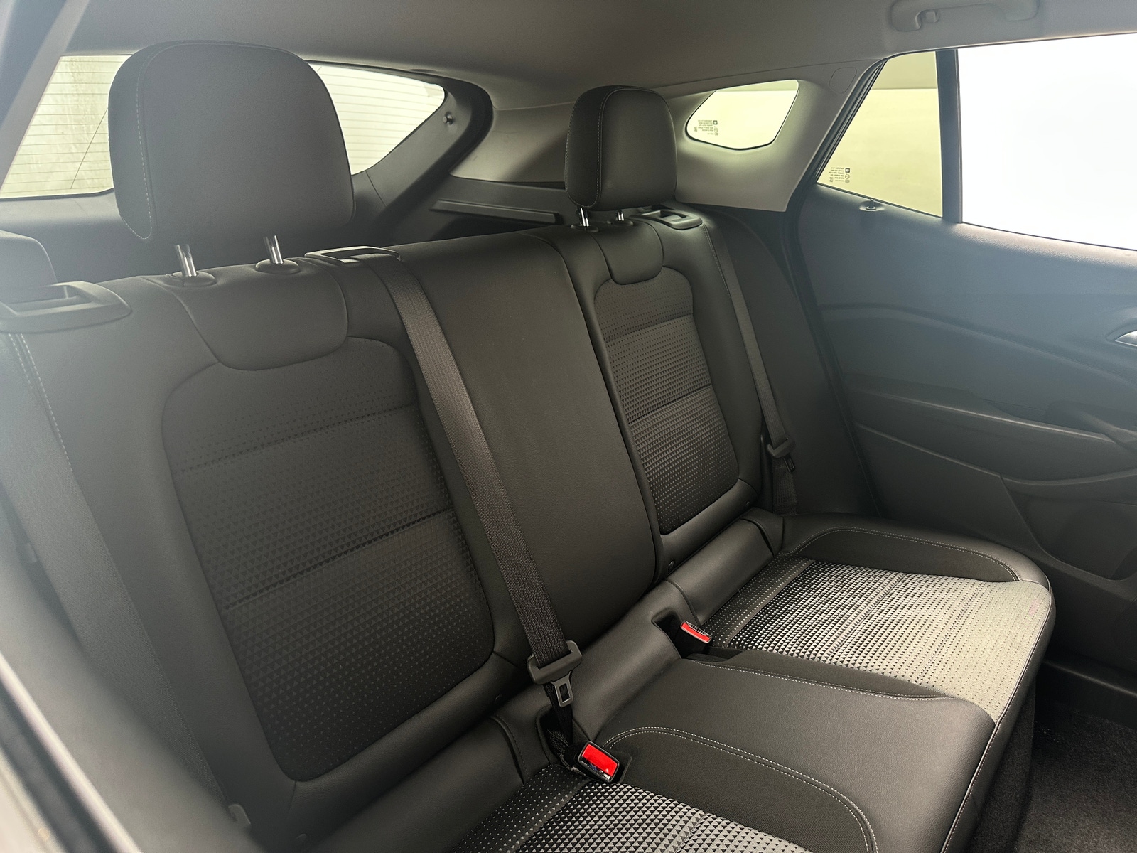 Thumbnail: 2025 Chevrolet Trax - 6