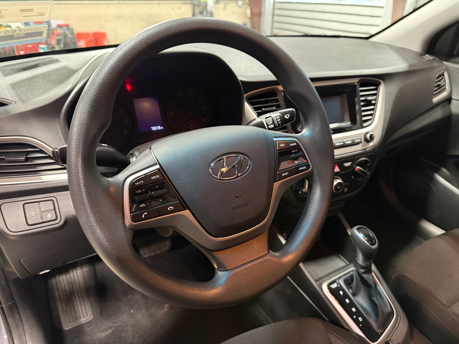 Thumbnail: 2019 Hyundai Accent - 5