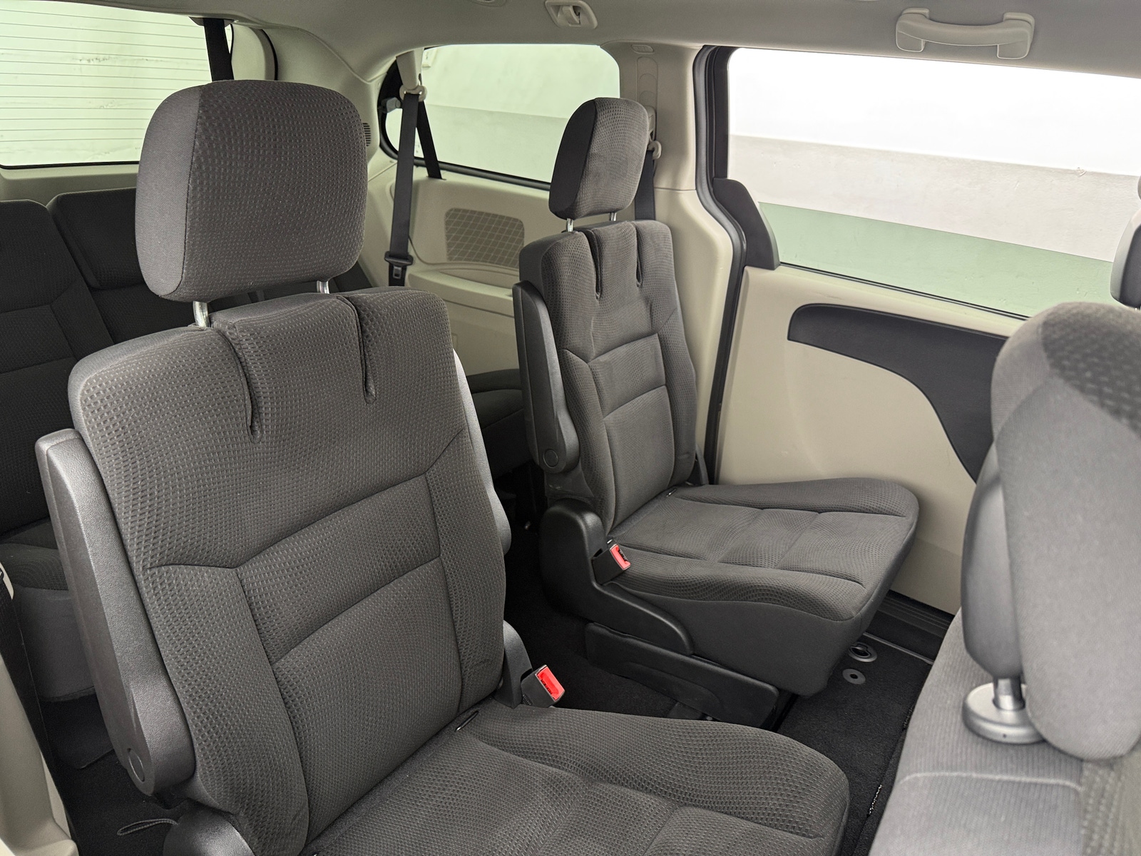 Thumbnail: 2018 Dodge Grand Caravan - 6