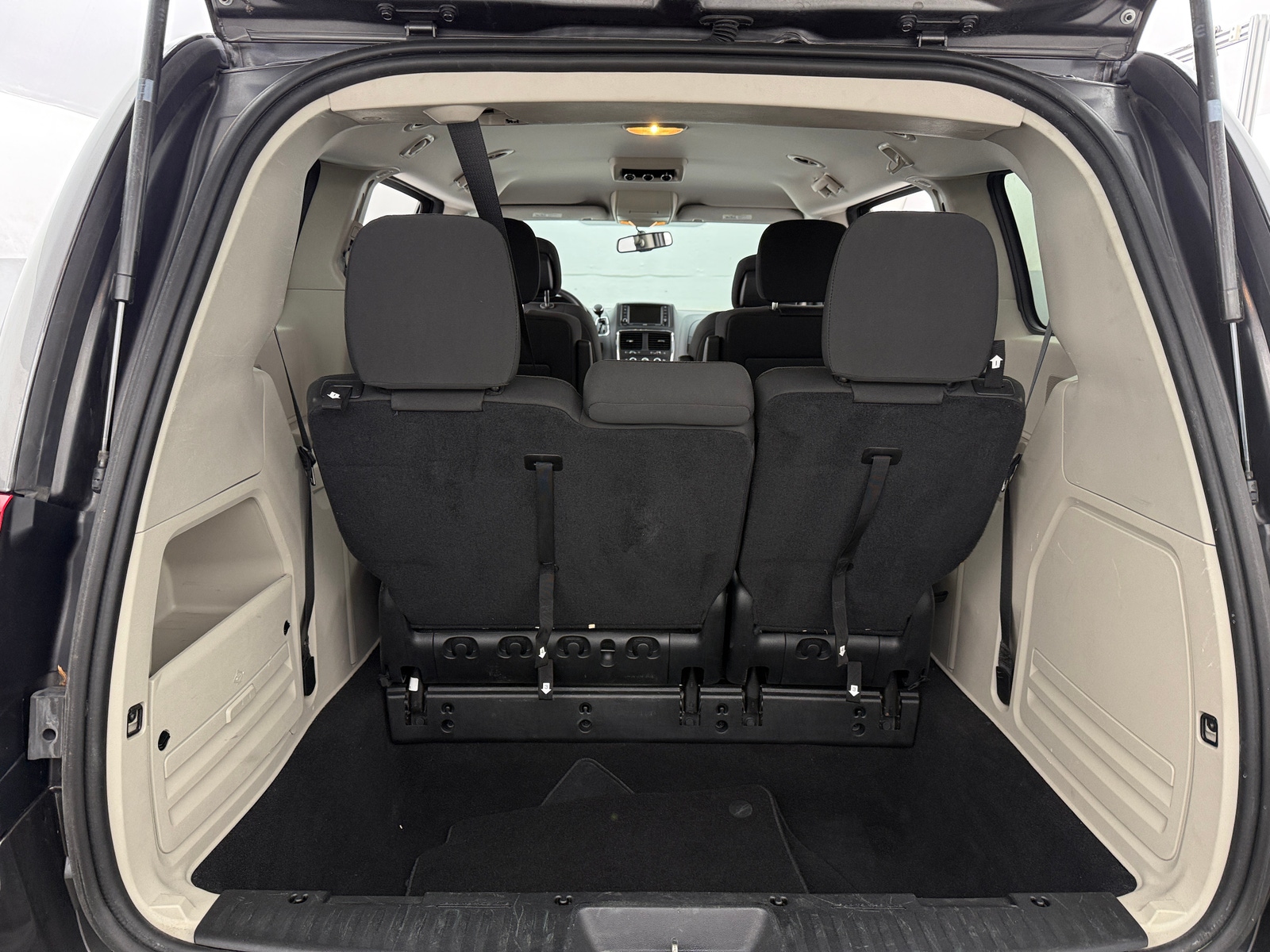 Thumbnail: 2018 Dodge Grand Caravan - 7