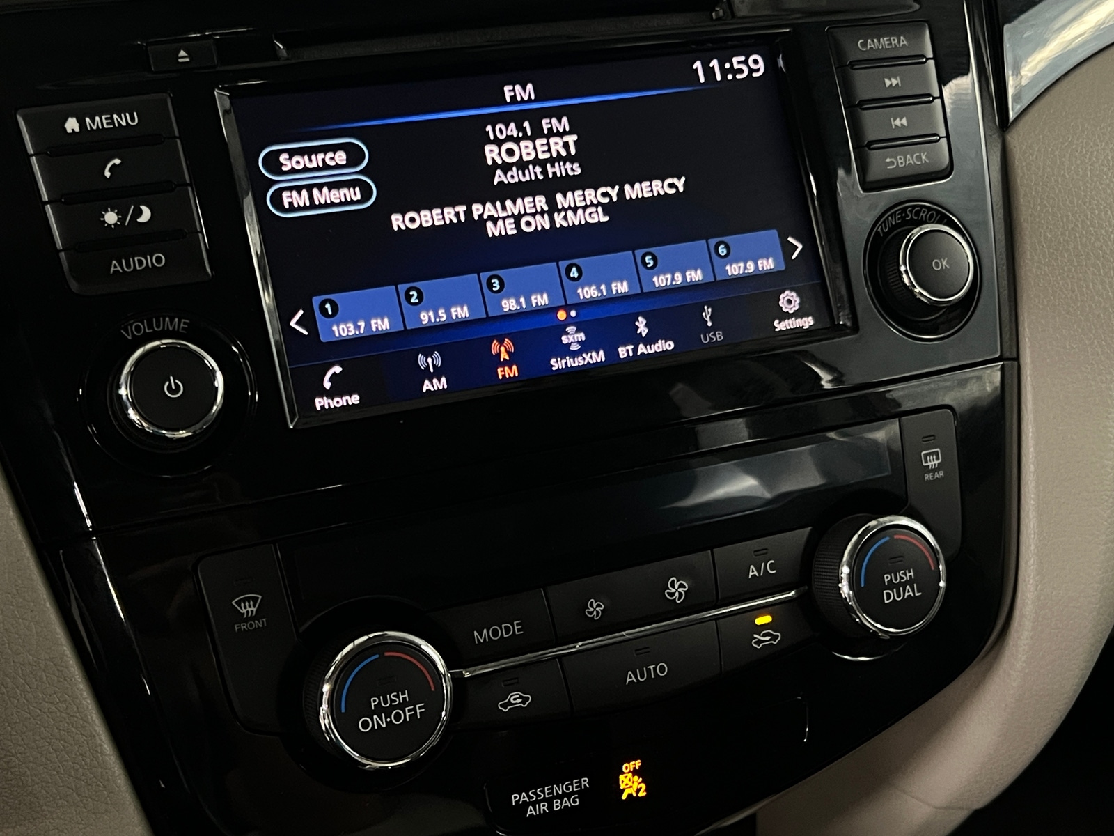 Thumbnail: 2021 Nissan Rogue Sport - 4