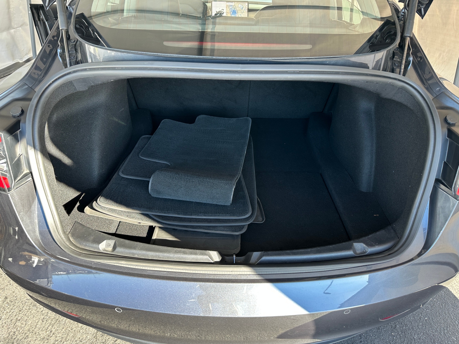 Thumbnail: 2018 Tesla Model 3 - 6