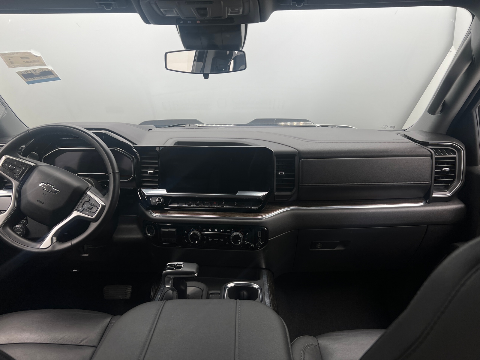 Thumbnail: 2024 Chevrolet Silverado 1500 - 3