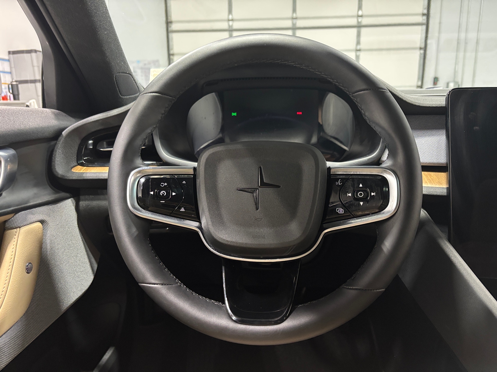 Thumbnail: 2022 Polestar 2 - 4