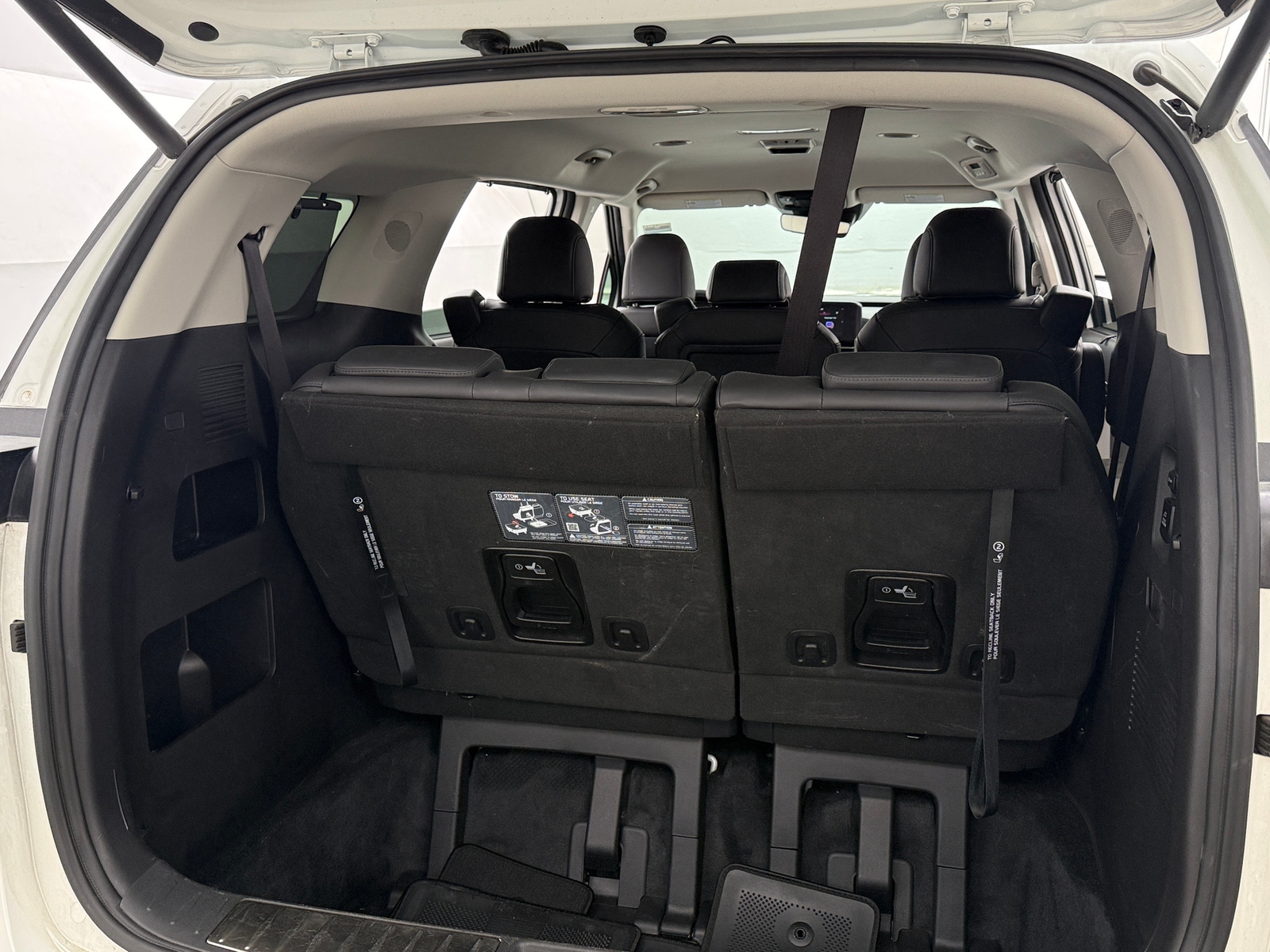 Thumbnail: 2024 Kia Carnival - 6