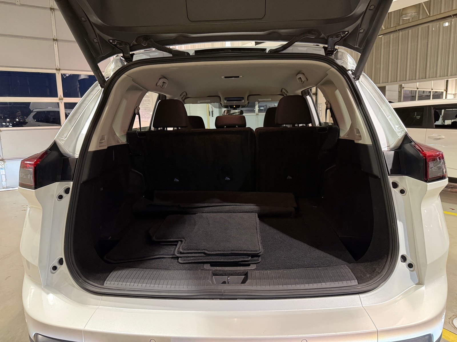 Thumbnail: 2025 Nissan Rogue - 7