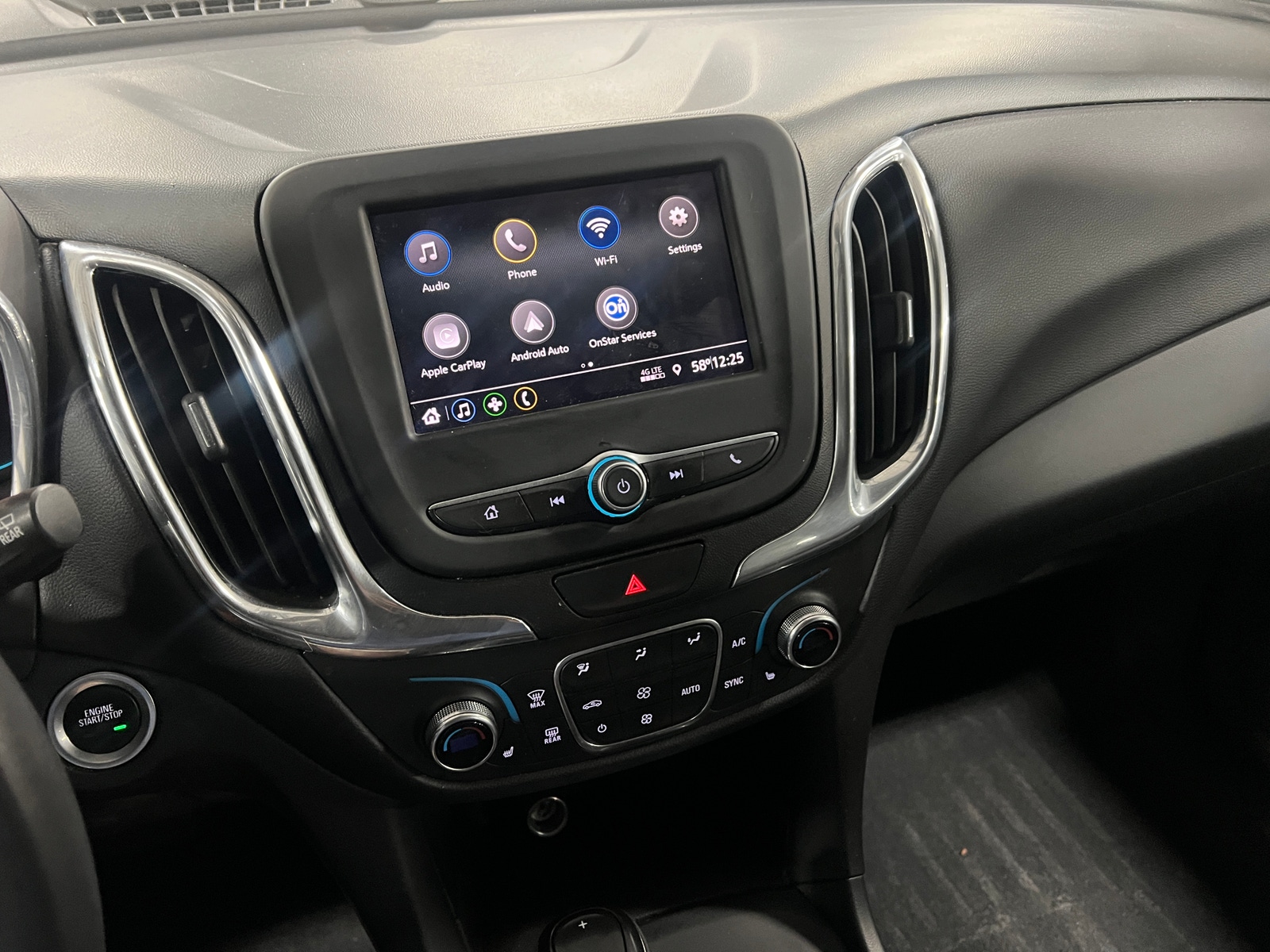 Thumbnail: 2020 Chevrolet Equinox - 4