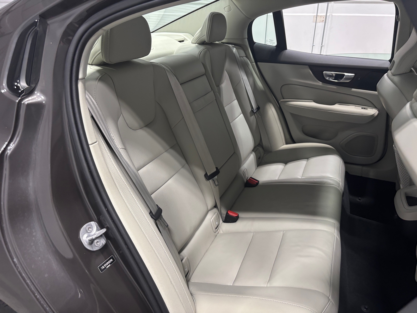 Thumbnail: 2023 Volvo S60 - 5