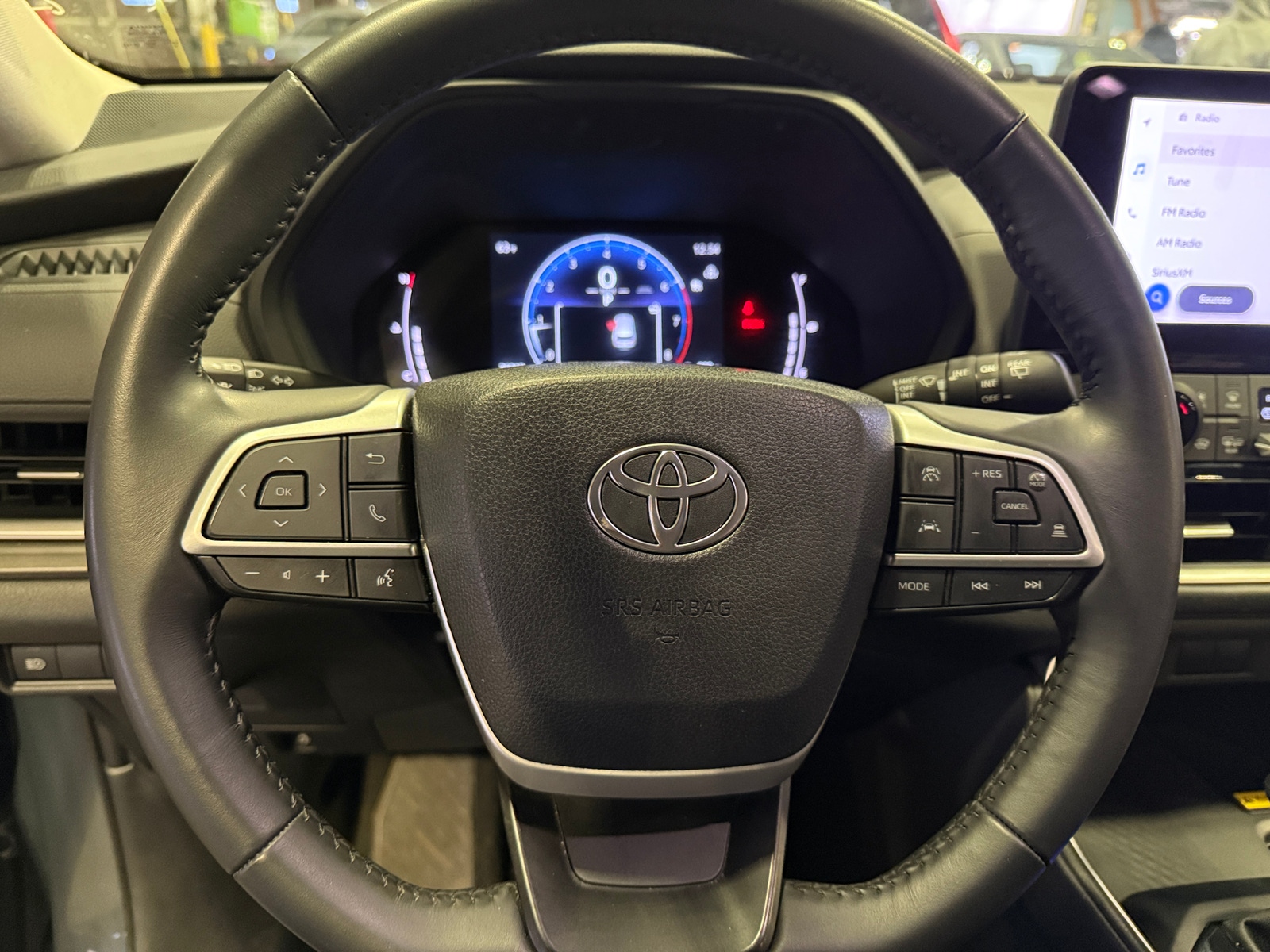 Thumbnail: 2025 Toyota Grand Highlander - 4