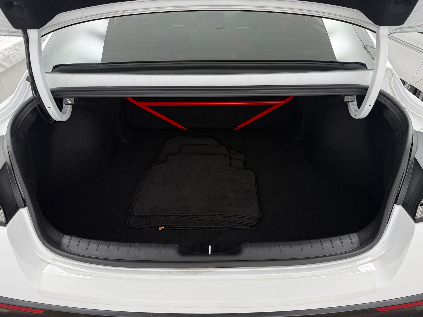 Thumbnail: 2025 Hyundai Elantra - 6