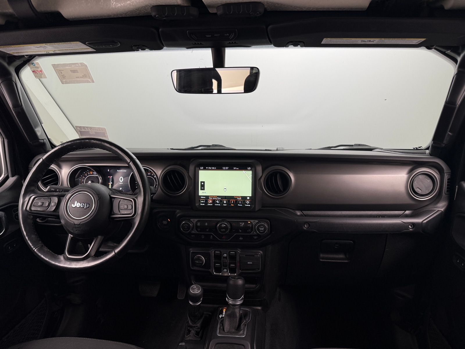 Thumbnail: 2022 Jeep Gladiator - 3