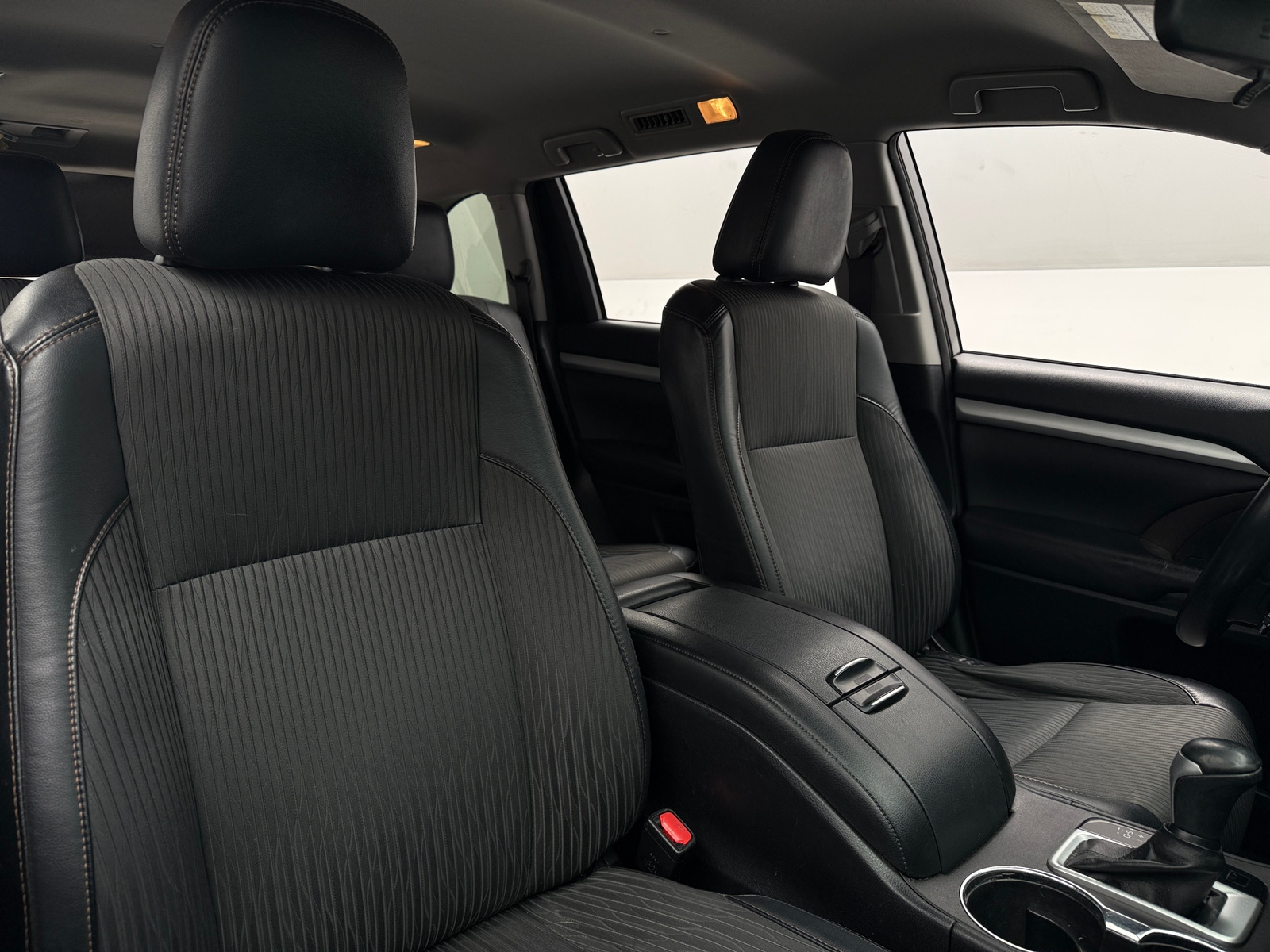 Thumbnail: 2018 Toyota Highlander - 2